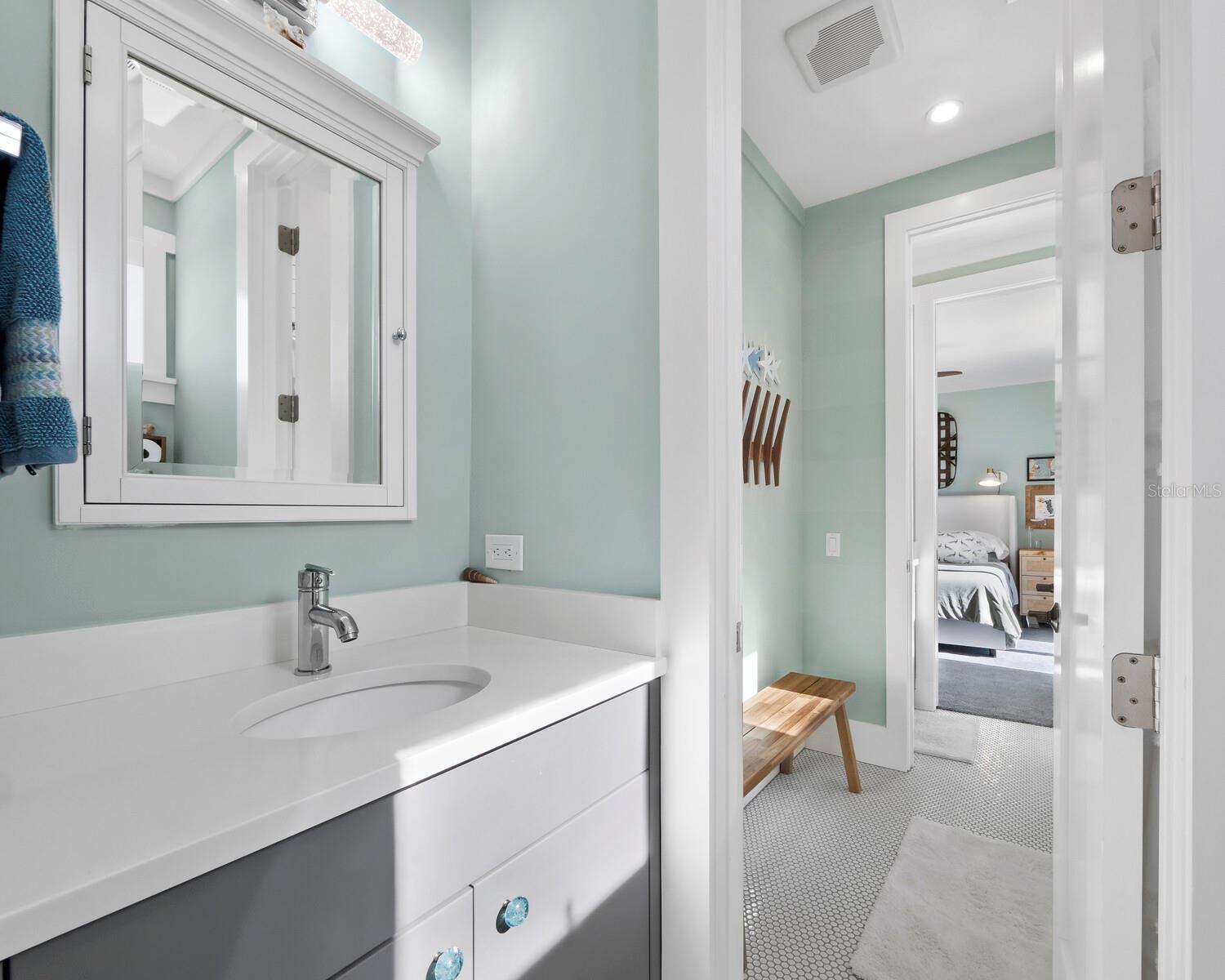 Image 36 of 53 For 758 Saint Judes Drive N