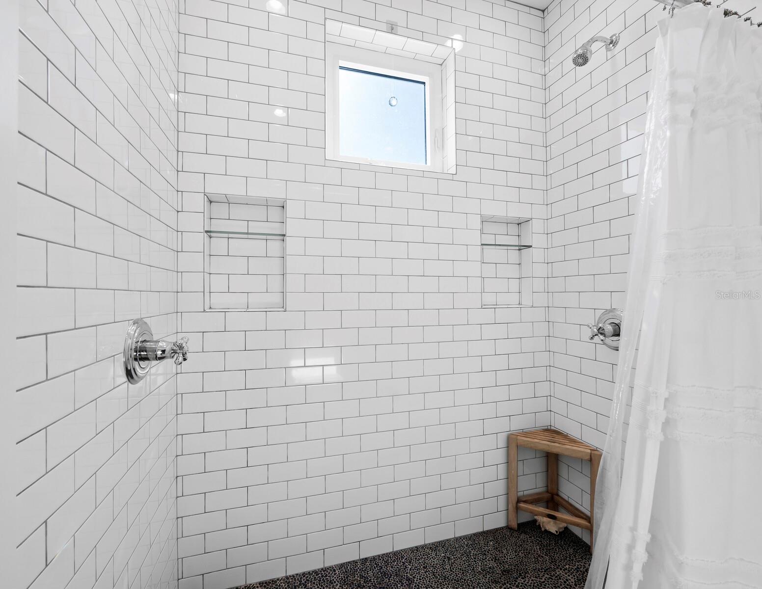 Image 37 of 53 For 758 Saint Judes Drive N