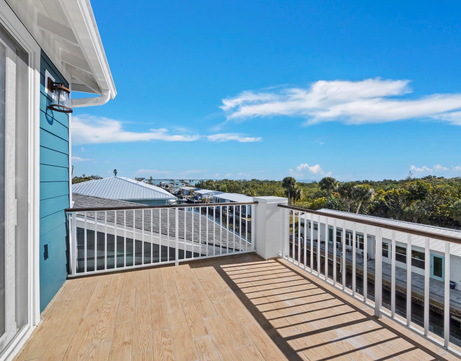 Image 40 of 53 For 758 Saint Judes Drive N