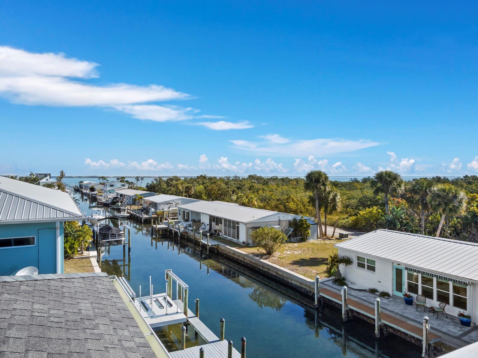 Image 41 of 53 For 758 Saint Judes Drive N