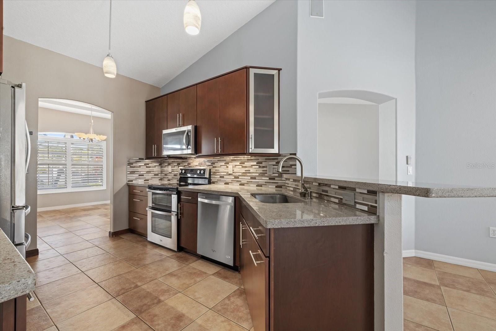 Image 10 of 48 For 4046 Green Tree Avenue