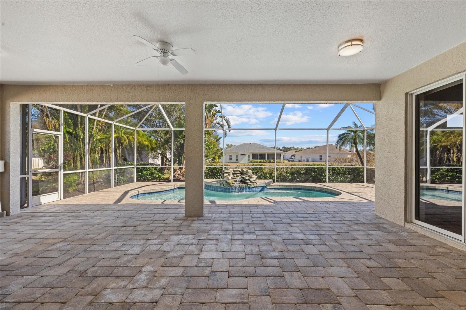 Image 31 of 48 For 4046 Green Tree Avenue