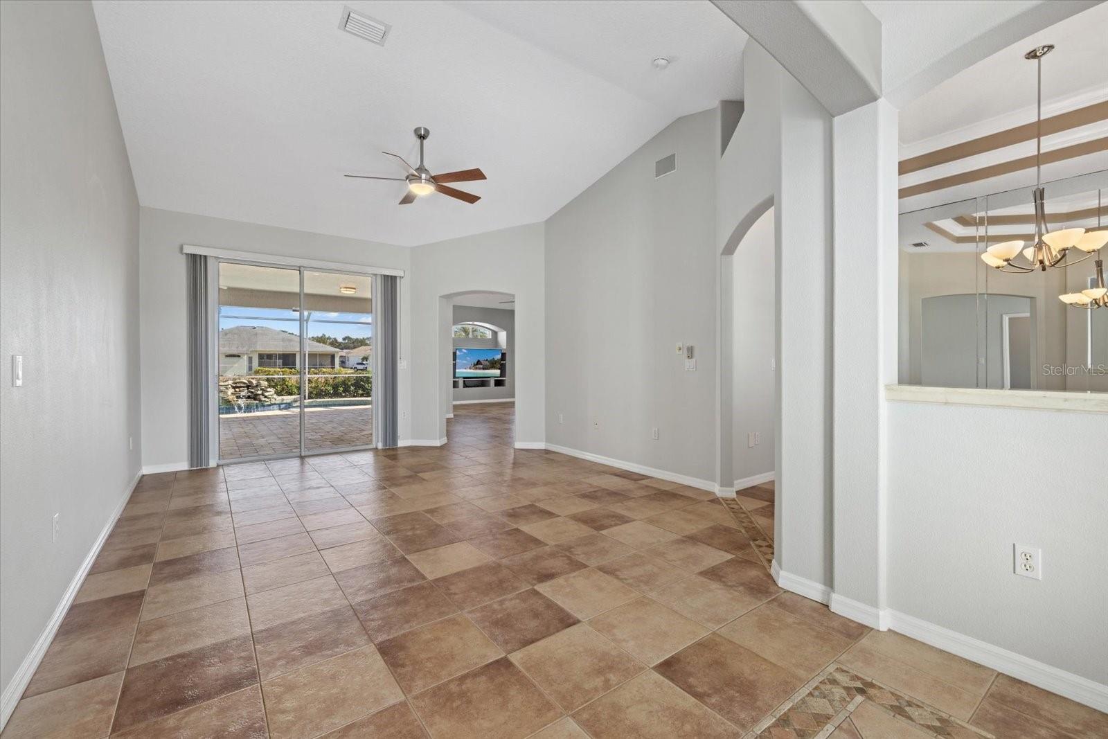 Image 4 of 48 For 4046 Green Tree Avenue