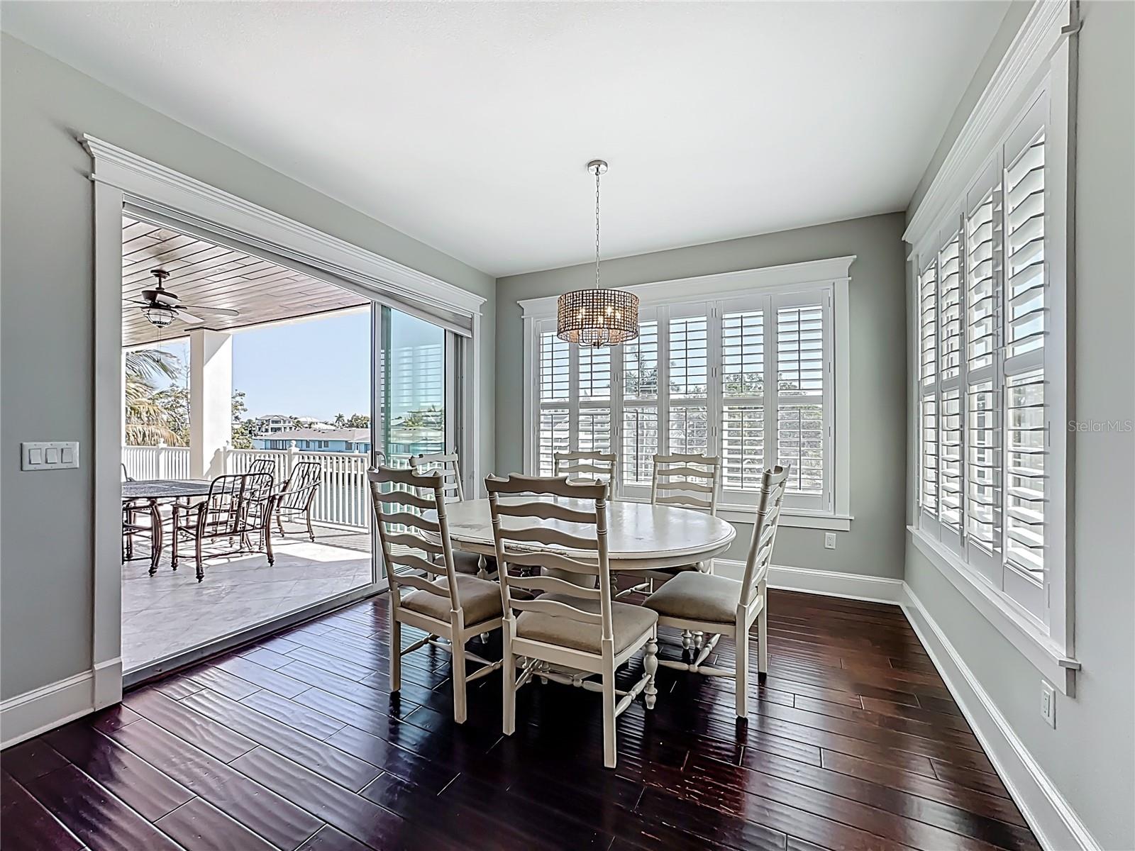 Listing photo id 20 for 529 77th Street