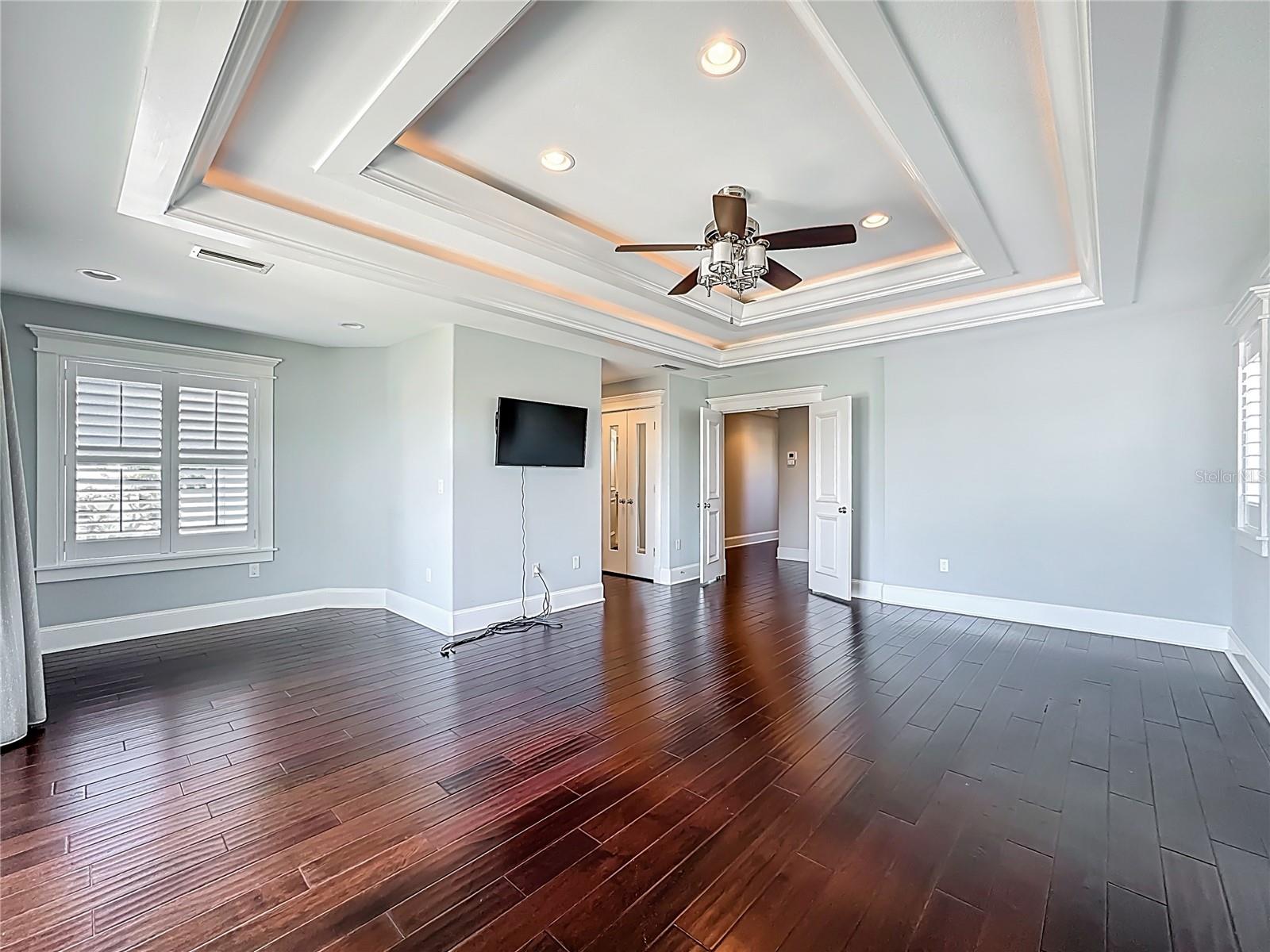 Listing photo id 34 for 529 77th Street