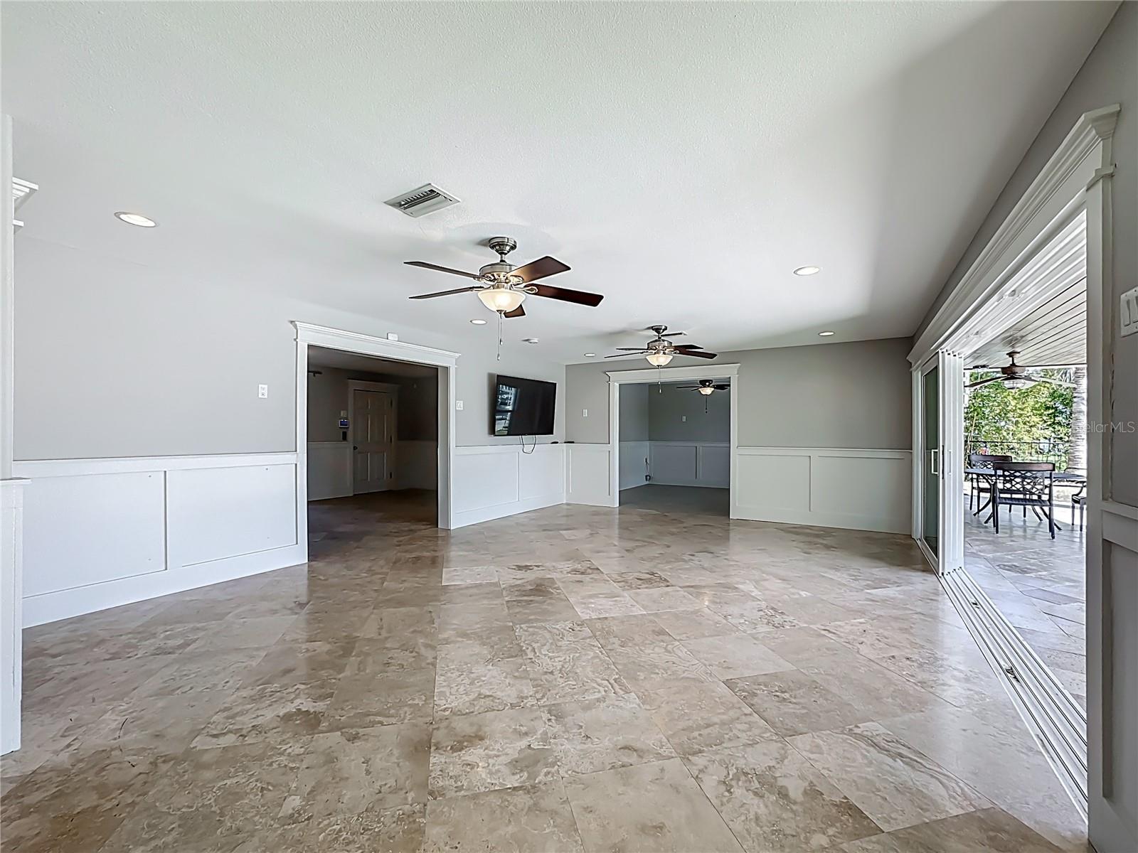 Listing photo id 59 for 529 77th Street