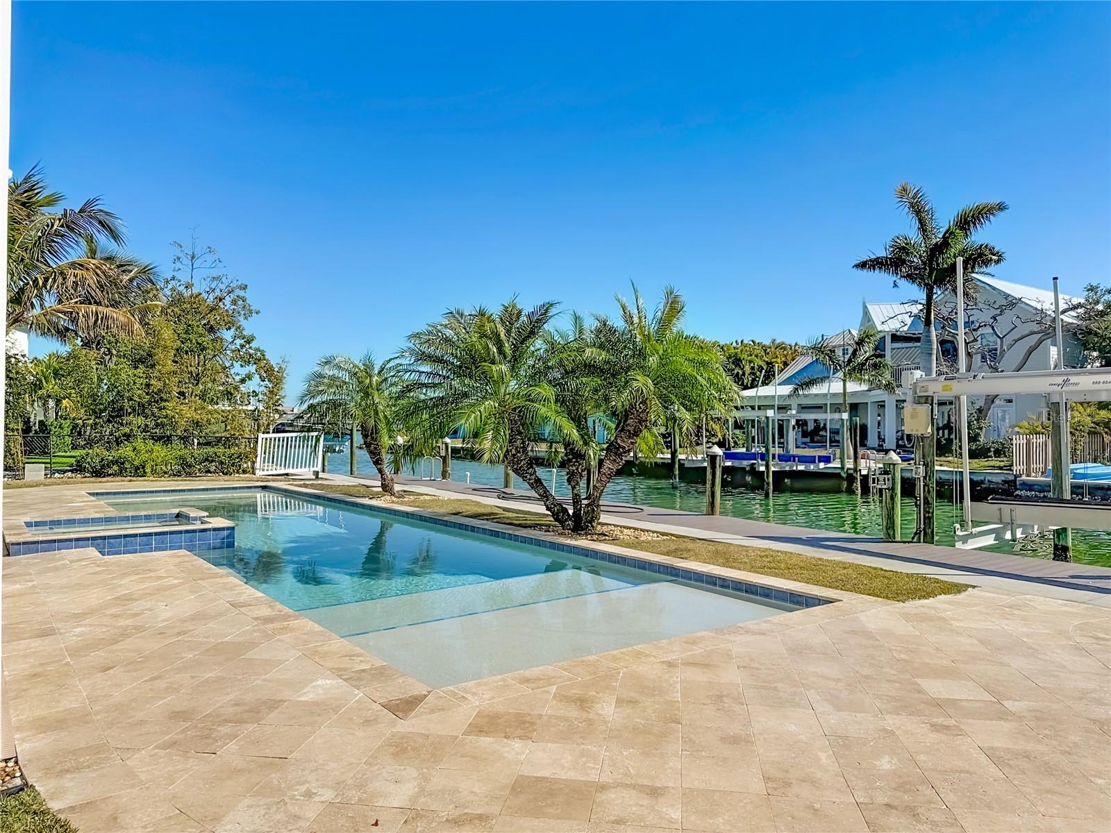 Listing photo id 76 for 529 77th Street