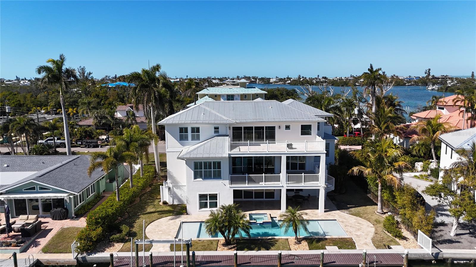 Listing photo id 83 for 529 77th Street