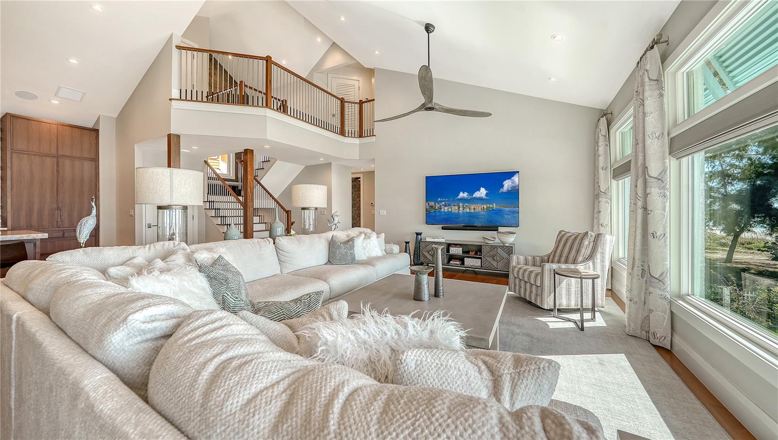 Image 13 of 73 For 95 52nd Street