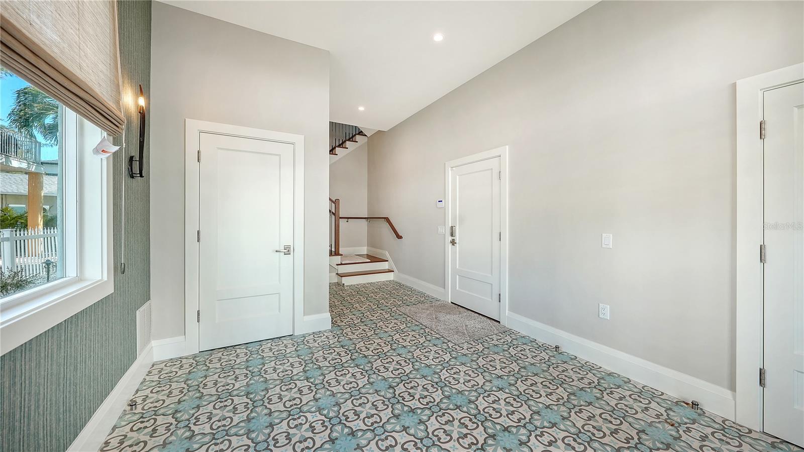 Image 19 of 73 For 95 52nd Street