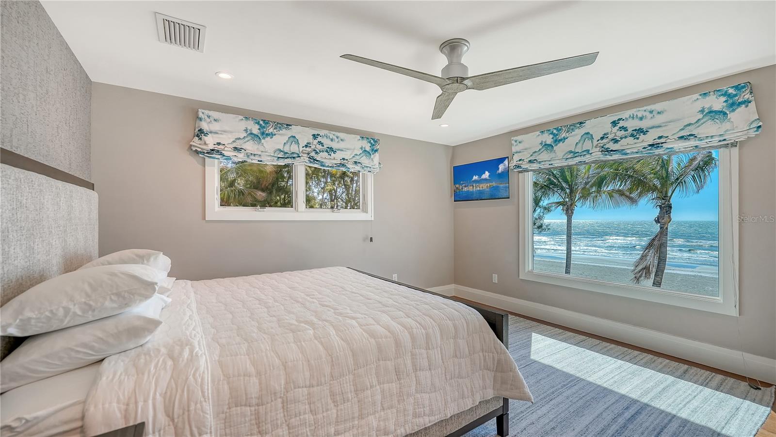 Image 30 of 73 For 95 52nd Street