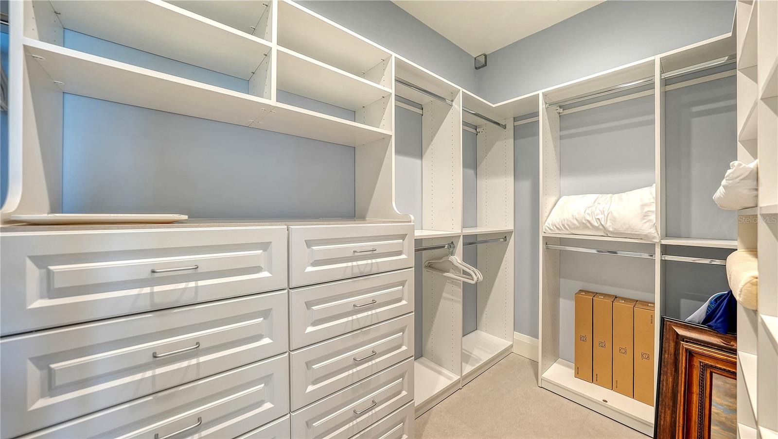 Image 43 of 73 For 95 52nd Street