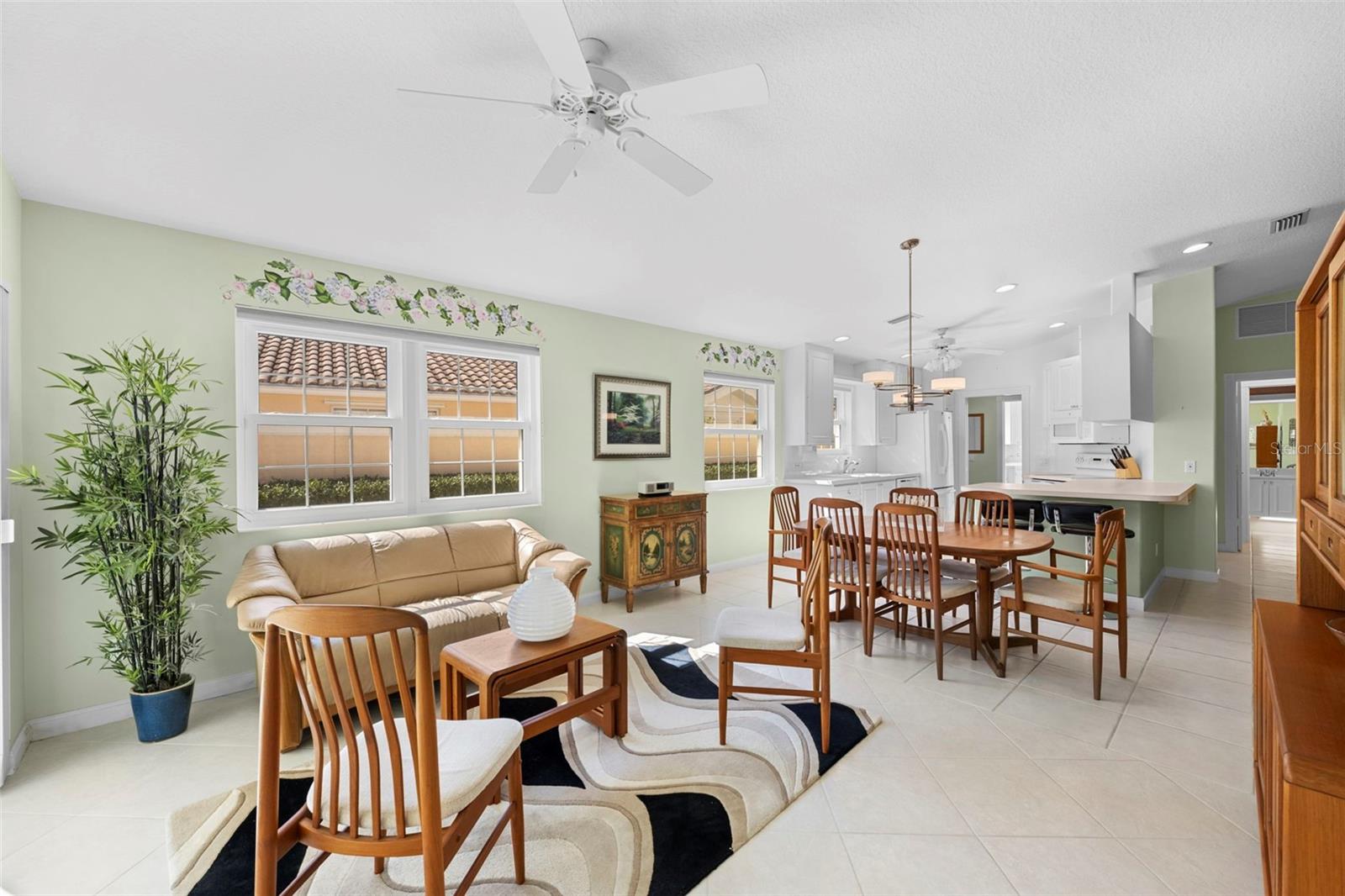 Image 11 of 43 For 7517 Renato Court