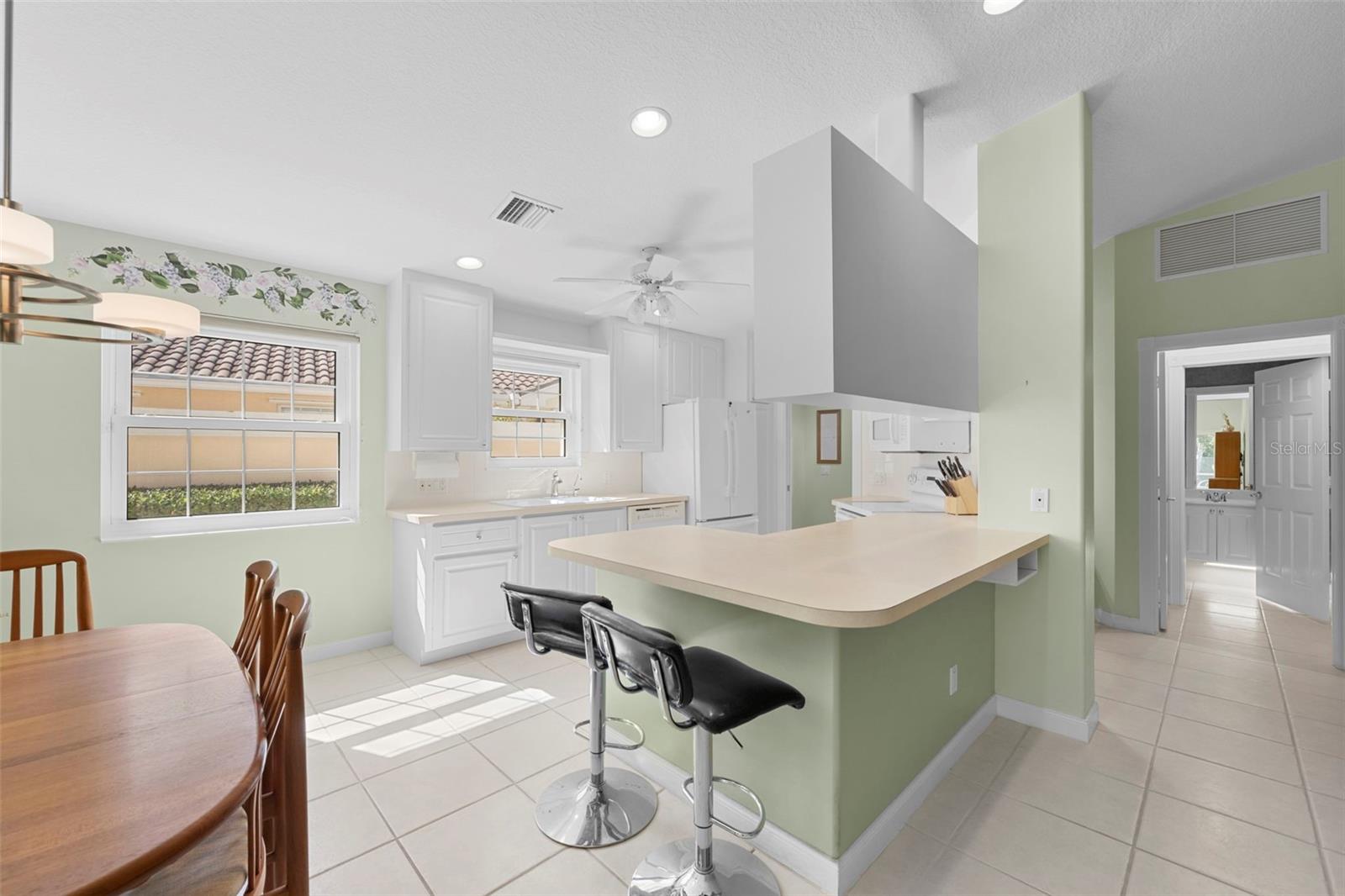 Image 12 of 43 For 7517 Renato Court