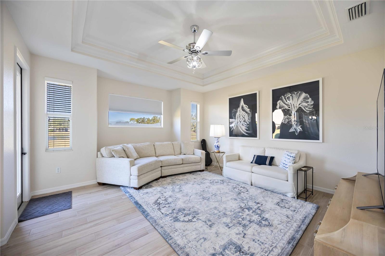 Image 19 of 57 For 9109 Winter Harbour Way