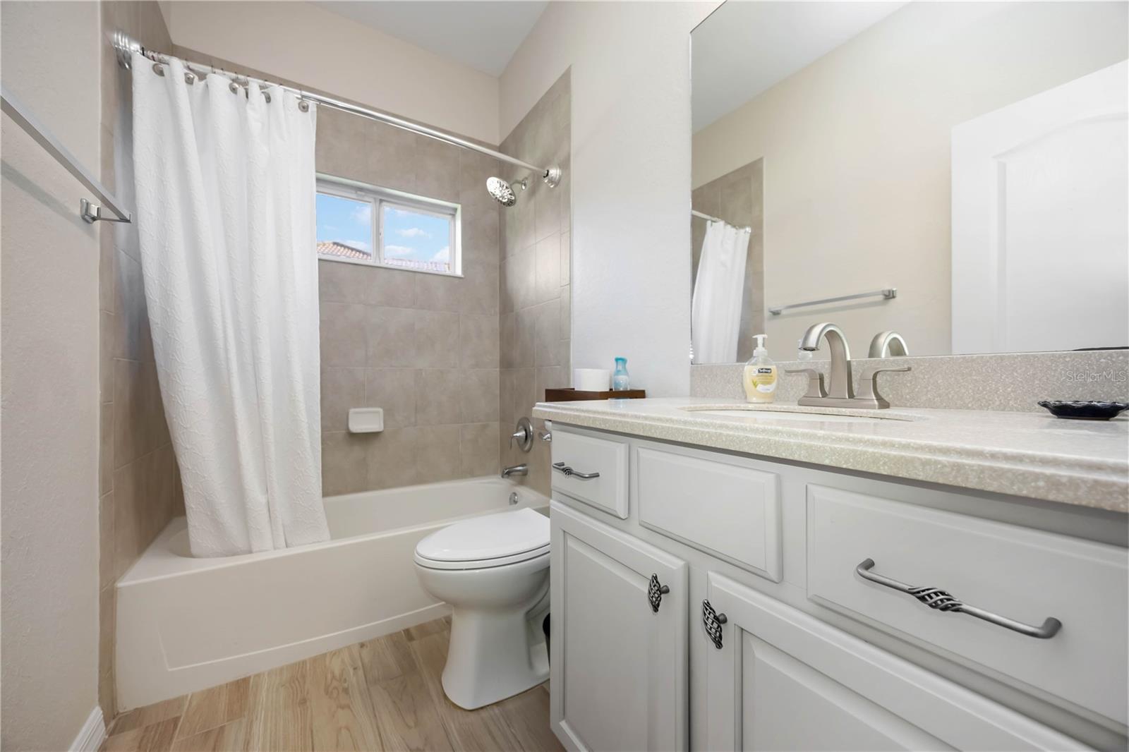 Image 26 of 57 For 9109 Winter Harbour Way