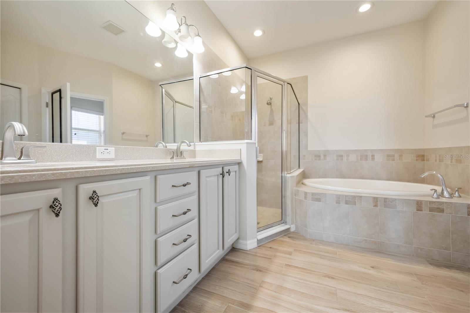 Image 36 of 57 For 9109 Winter Harbour Way