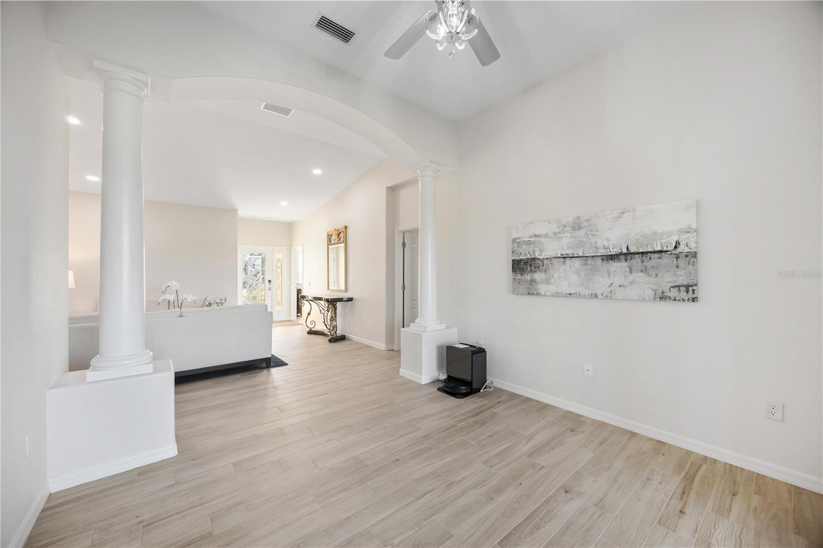 Image 4 of 57 For 9109 Winter Harbour Way