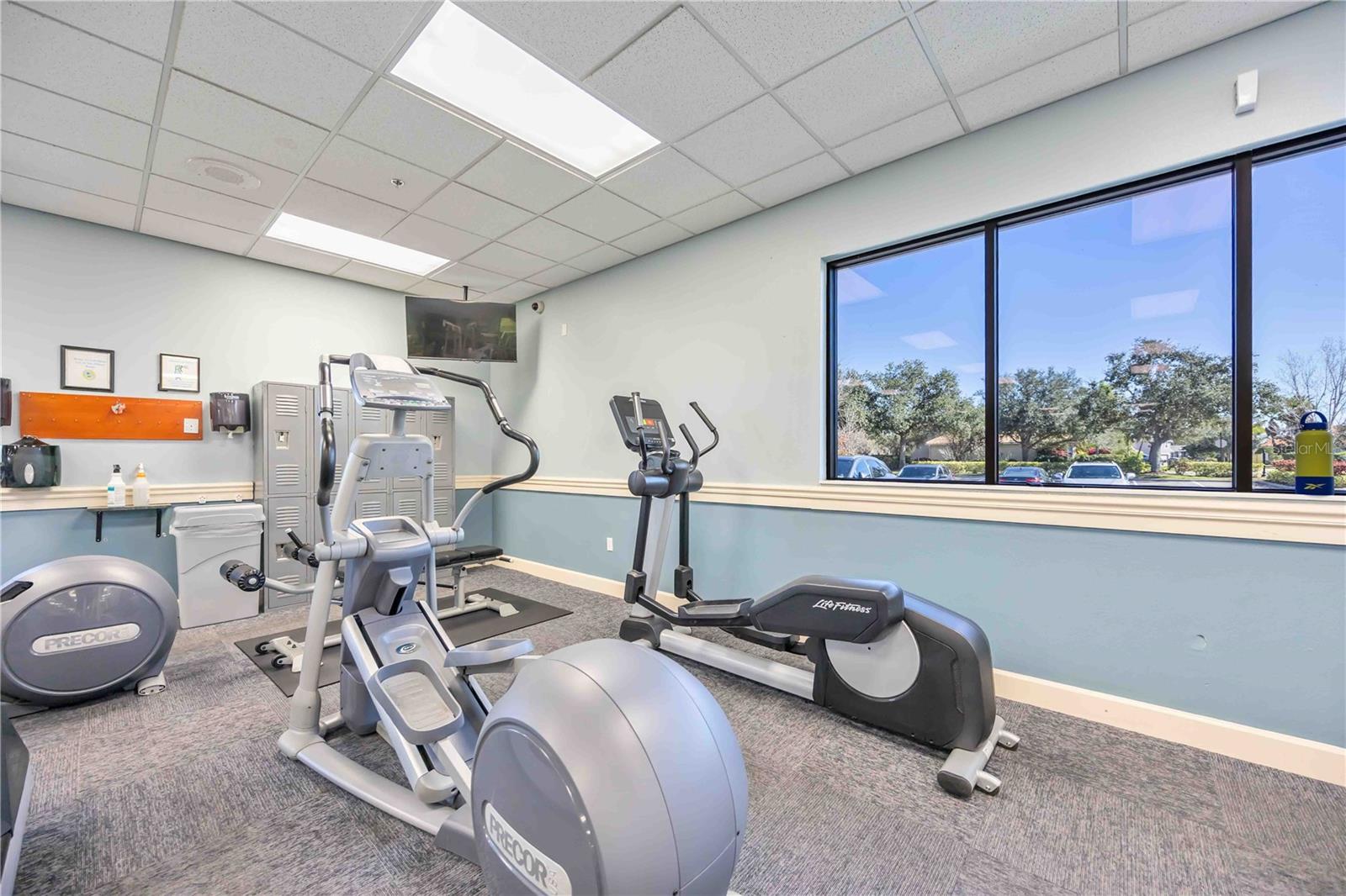 Image 42 of 57 For 9109 Winter Harbour Way