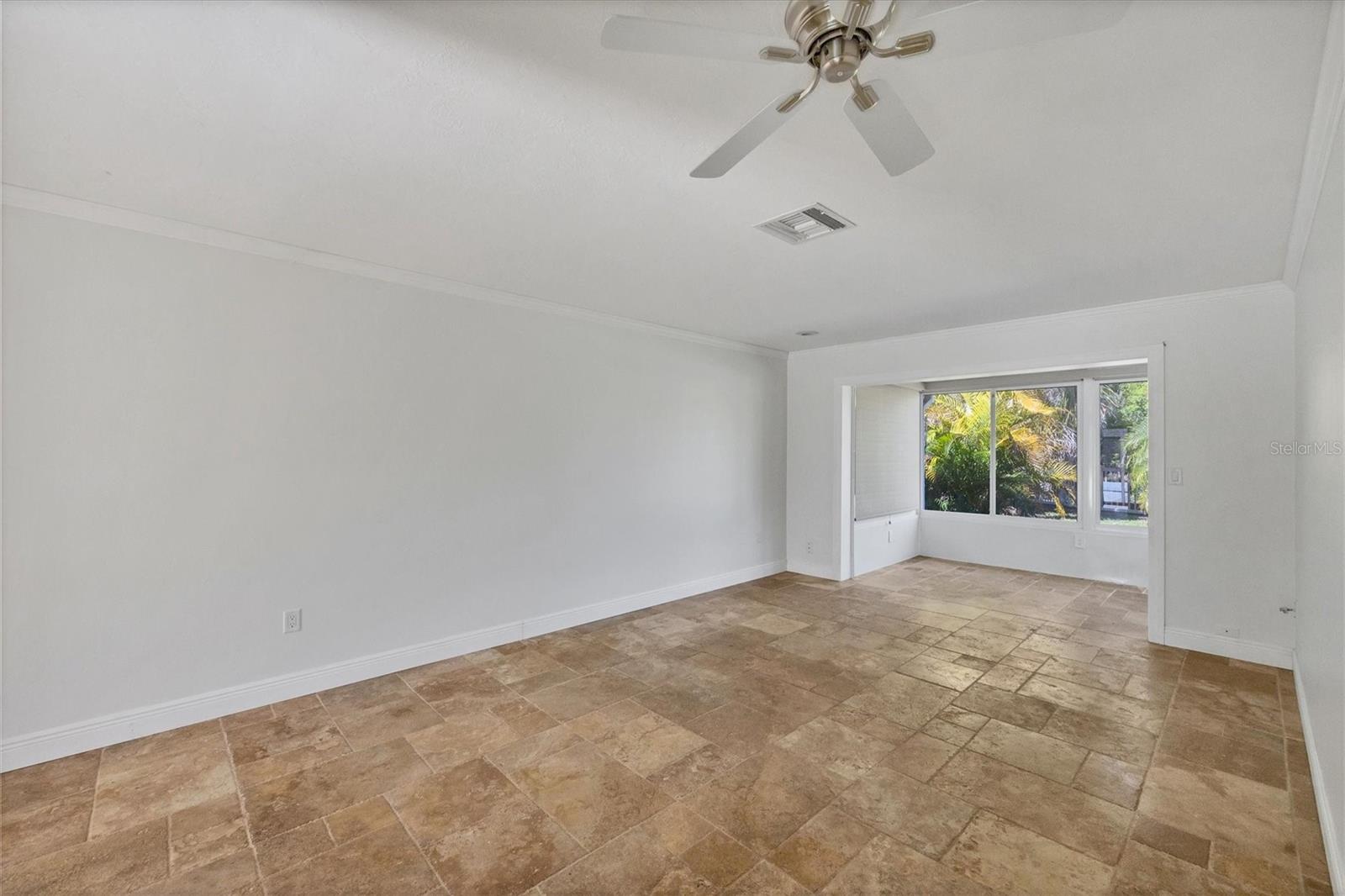 Image 5 of 20 For 2807 Swifton Drive 3