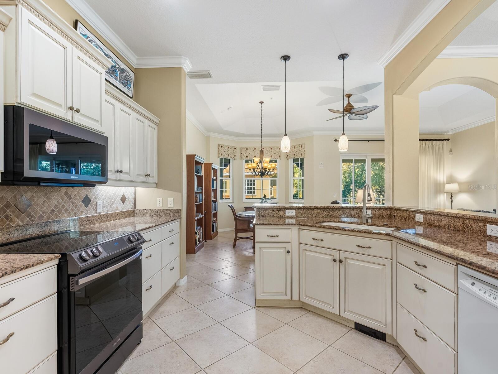 Image 10 of 29 For 3685 Square West Lane 28