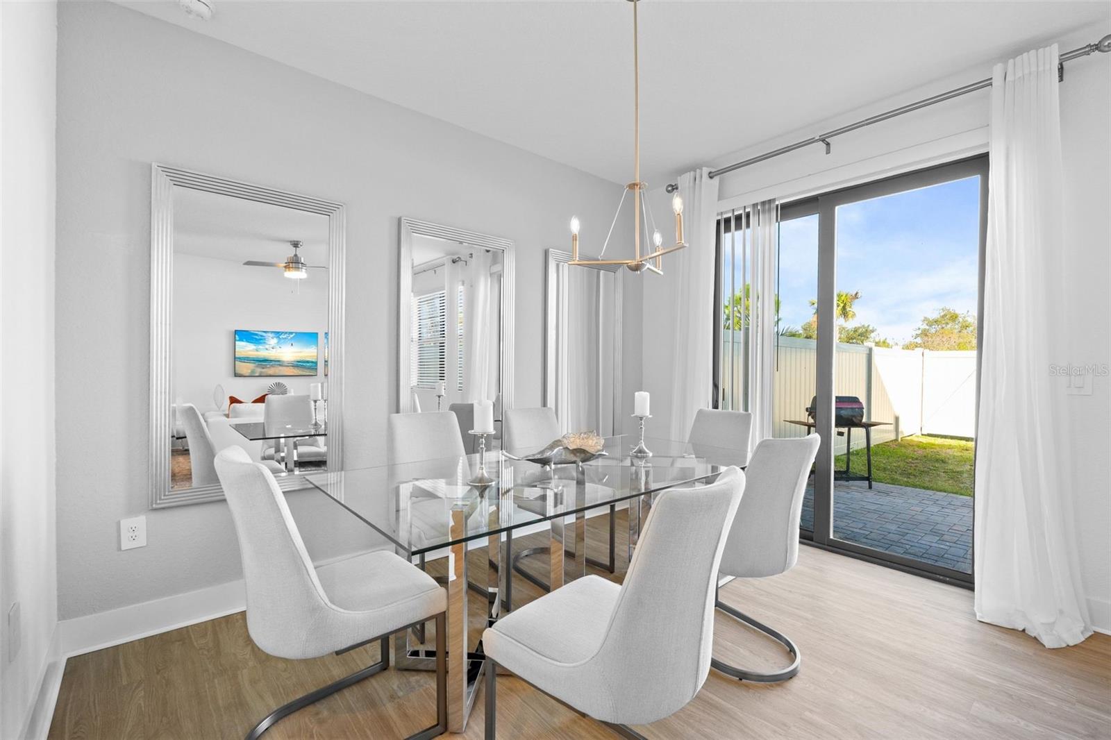 Image 12 of 29 For 8054 Gulfstream Court