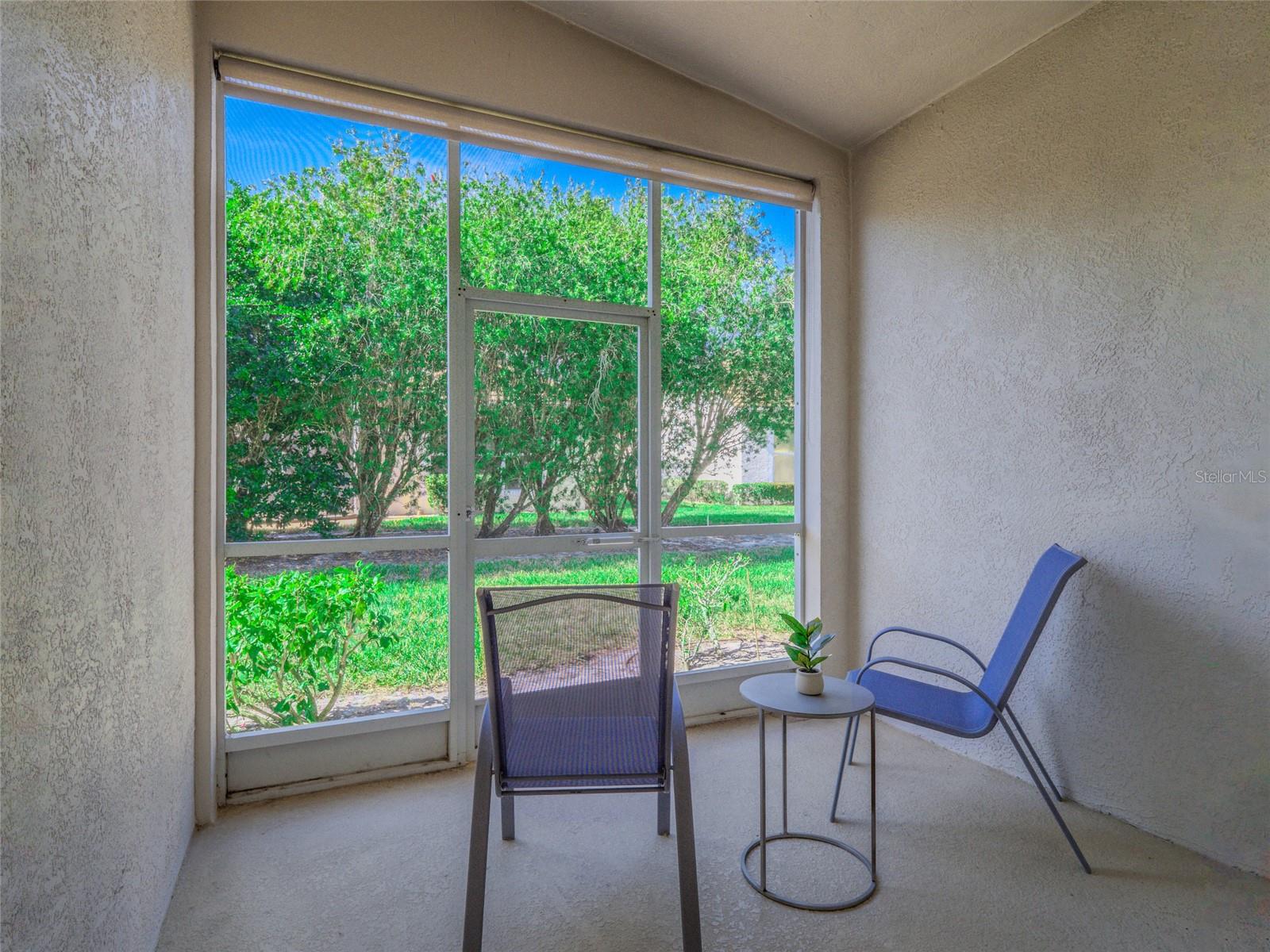 Image 30 of 70 For 6721 Oak Manor Drive