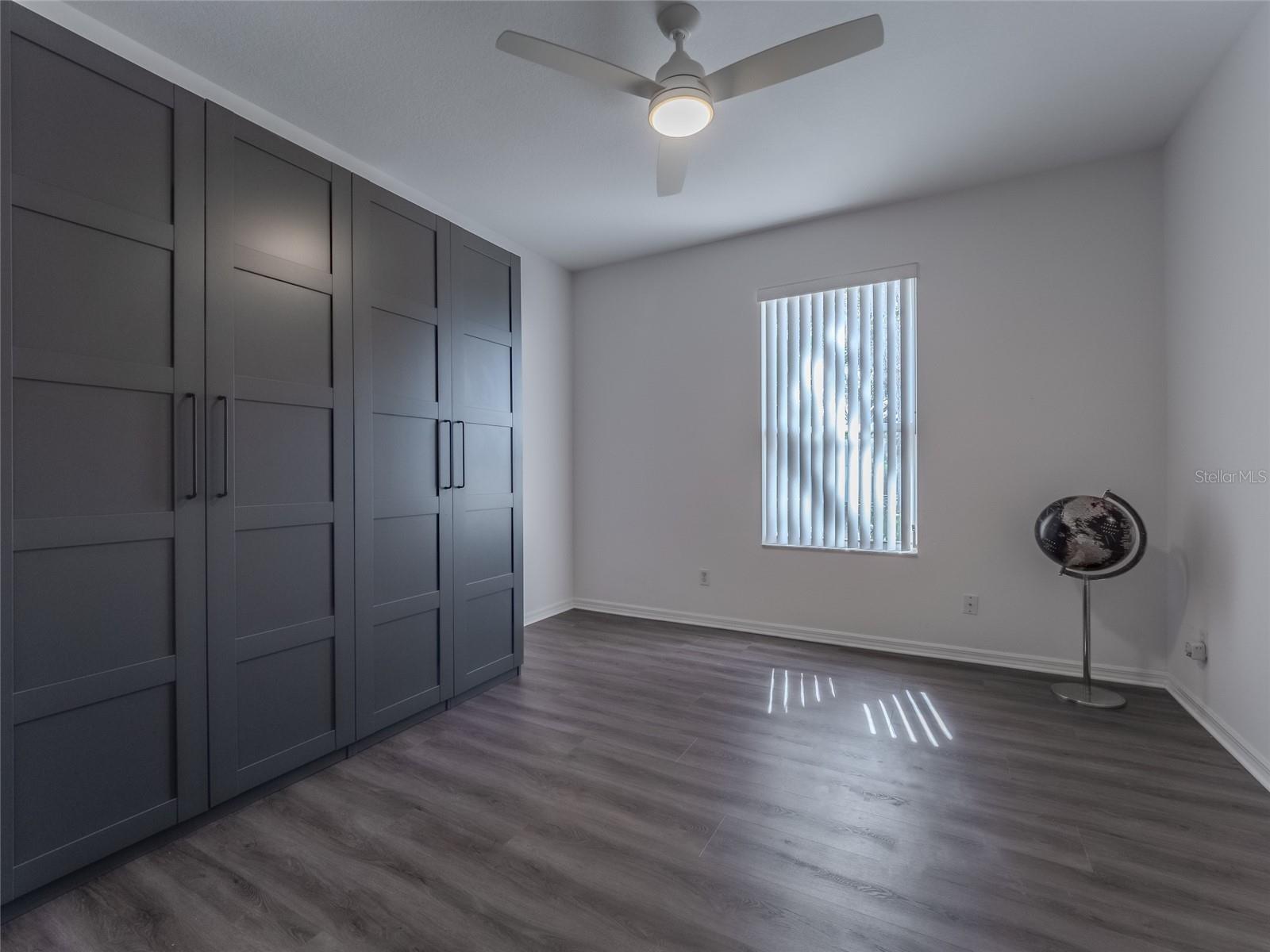 Image 47 of 70 For 6721 Oak Manor Drive