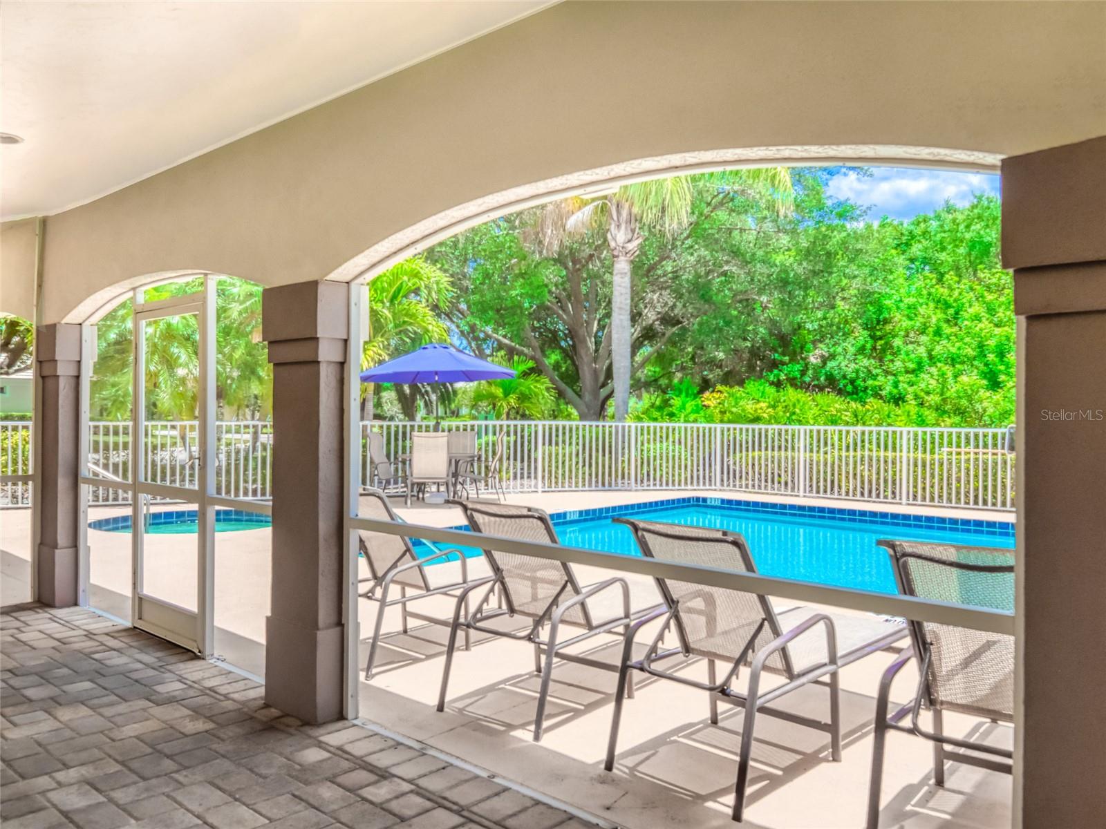 Image 59 of 70 For 6721 Oak Manor Drive