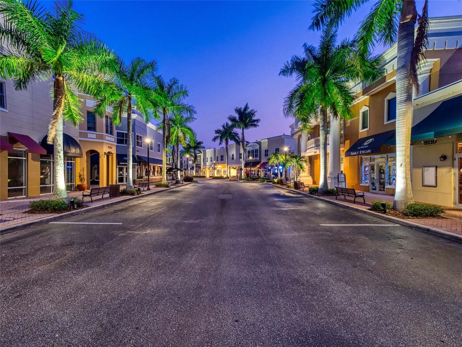 Image 68 of 70 For 6721 Oak Manor Drive