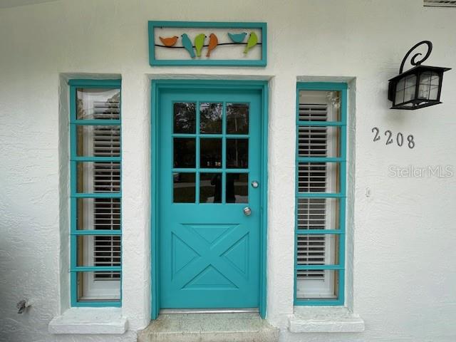 Image 4 of 25 For 2208 Robinson Avenue