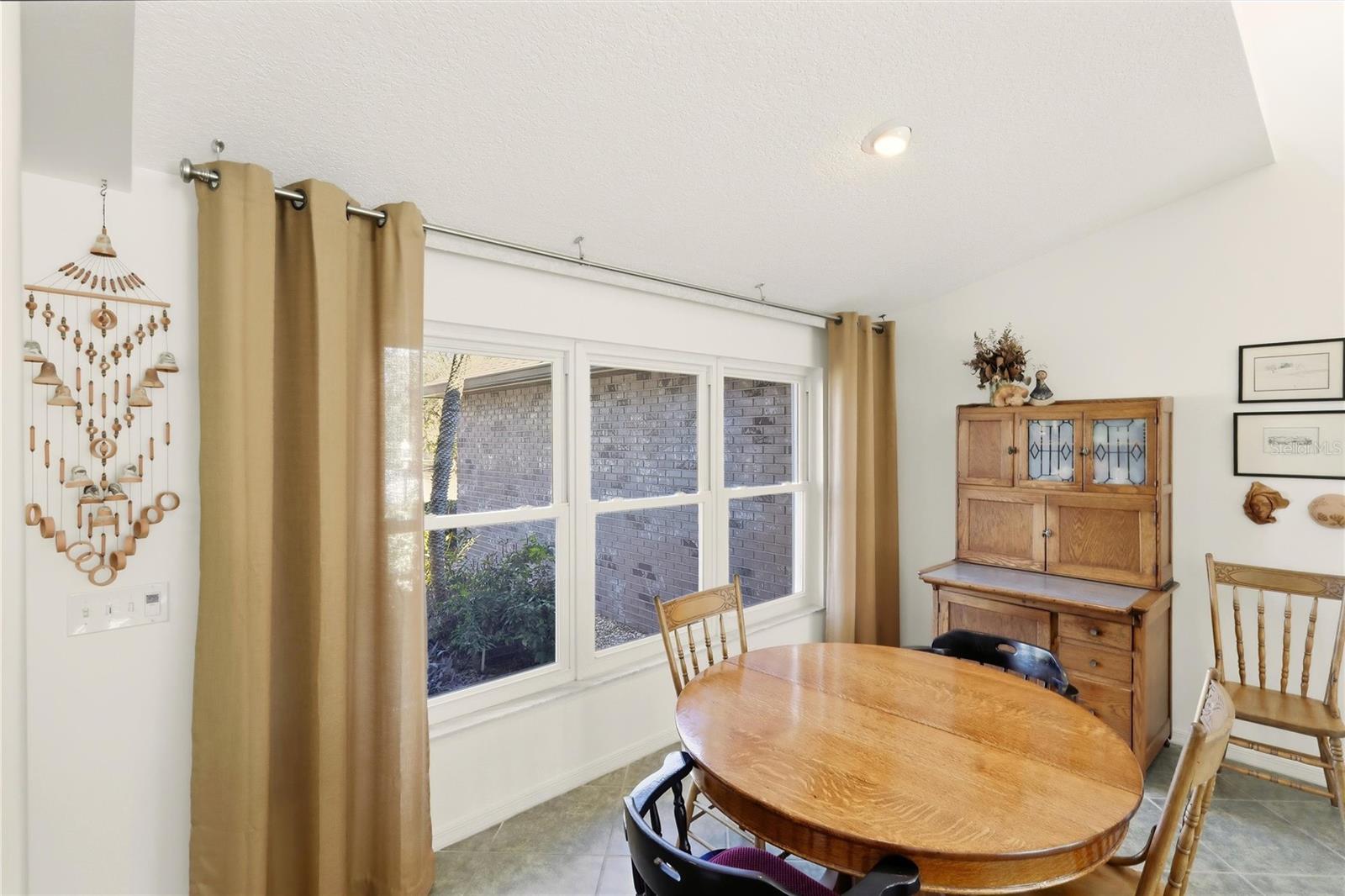 Image 10 of 40 For 12806 7th Avenue Ne