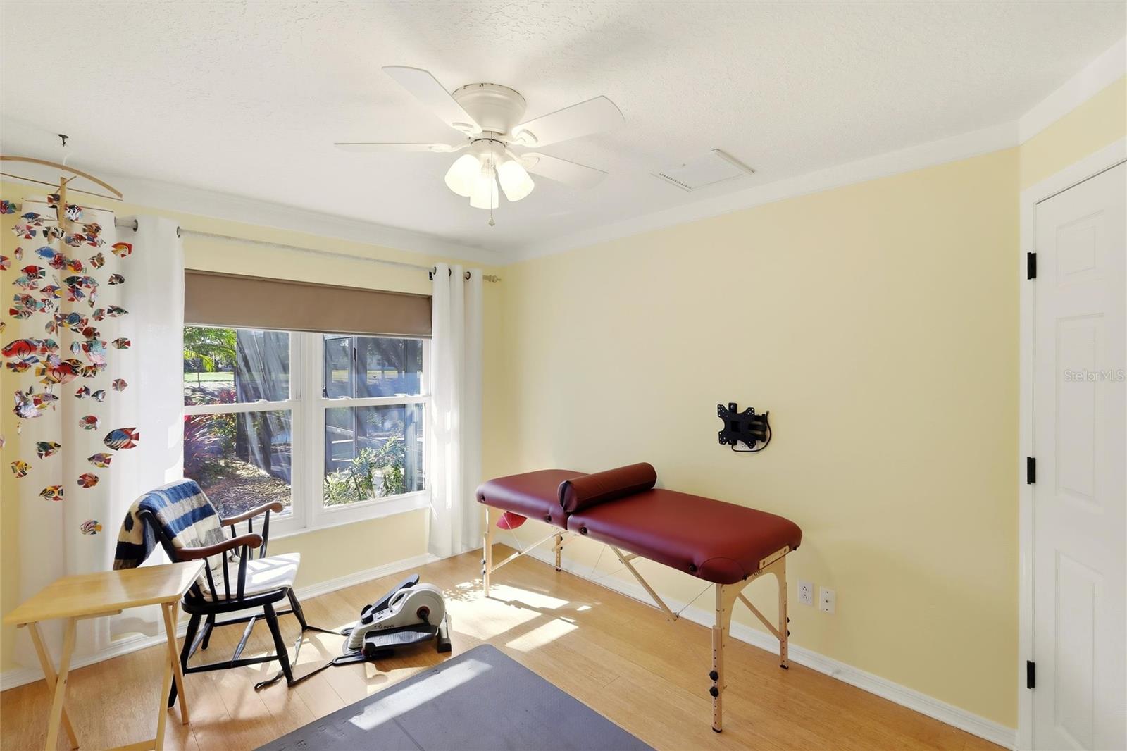 Image 20 of 40 For 12806 7th Avenue Ne