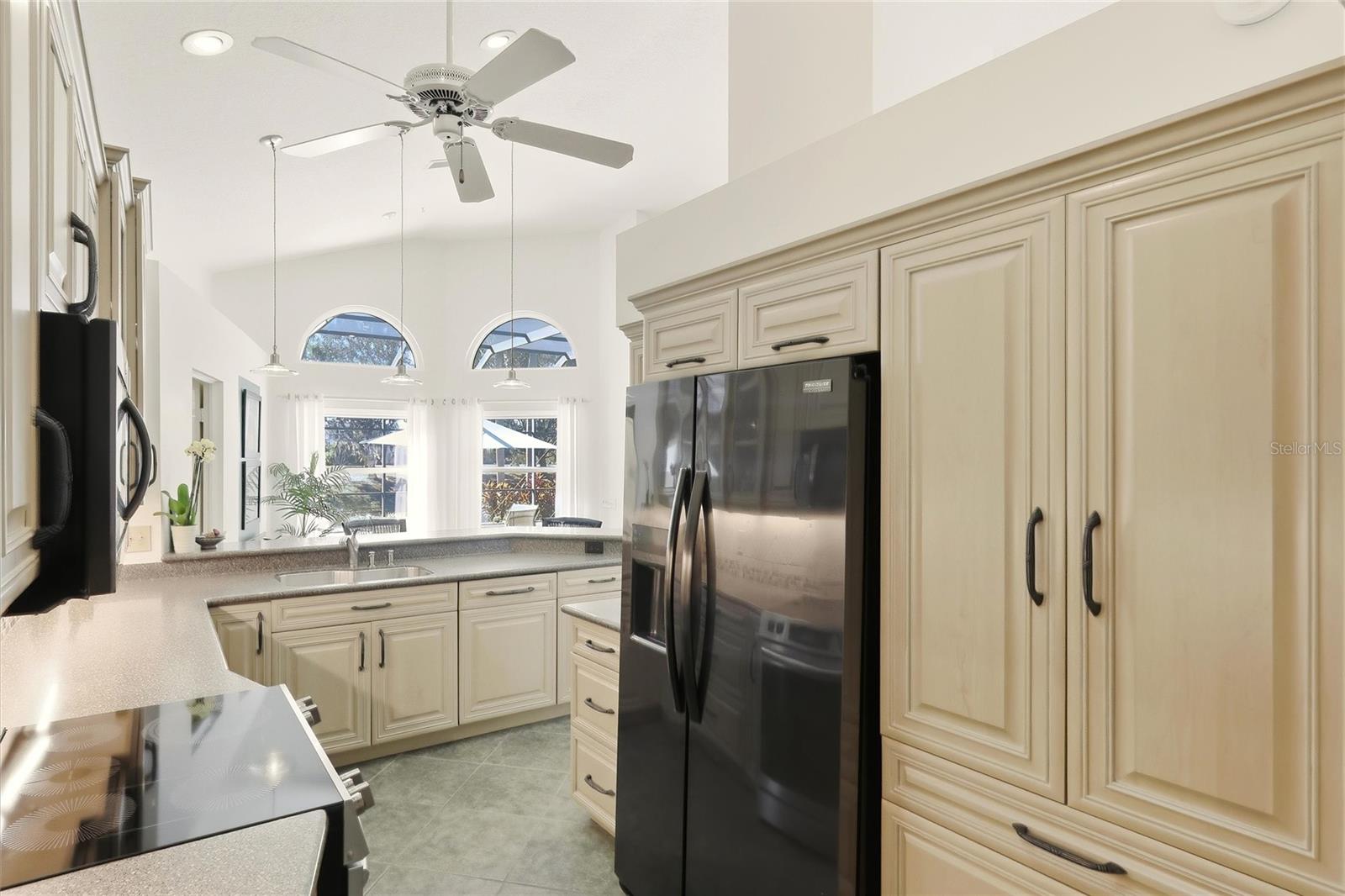 Image 9 of 40 For 12806 7th Avenue Ne