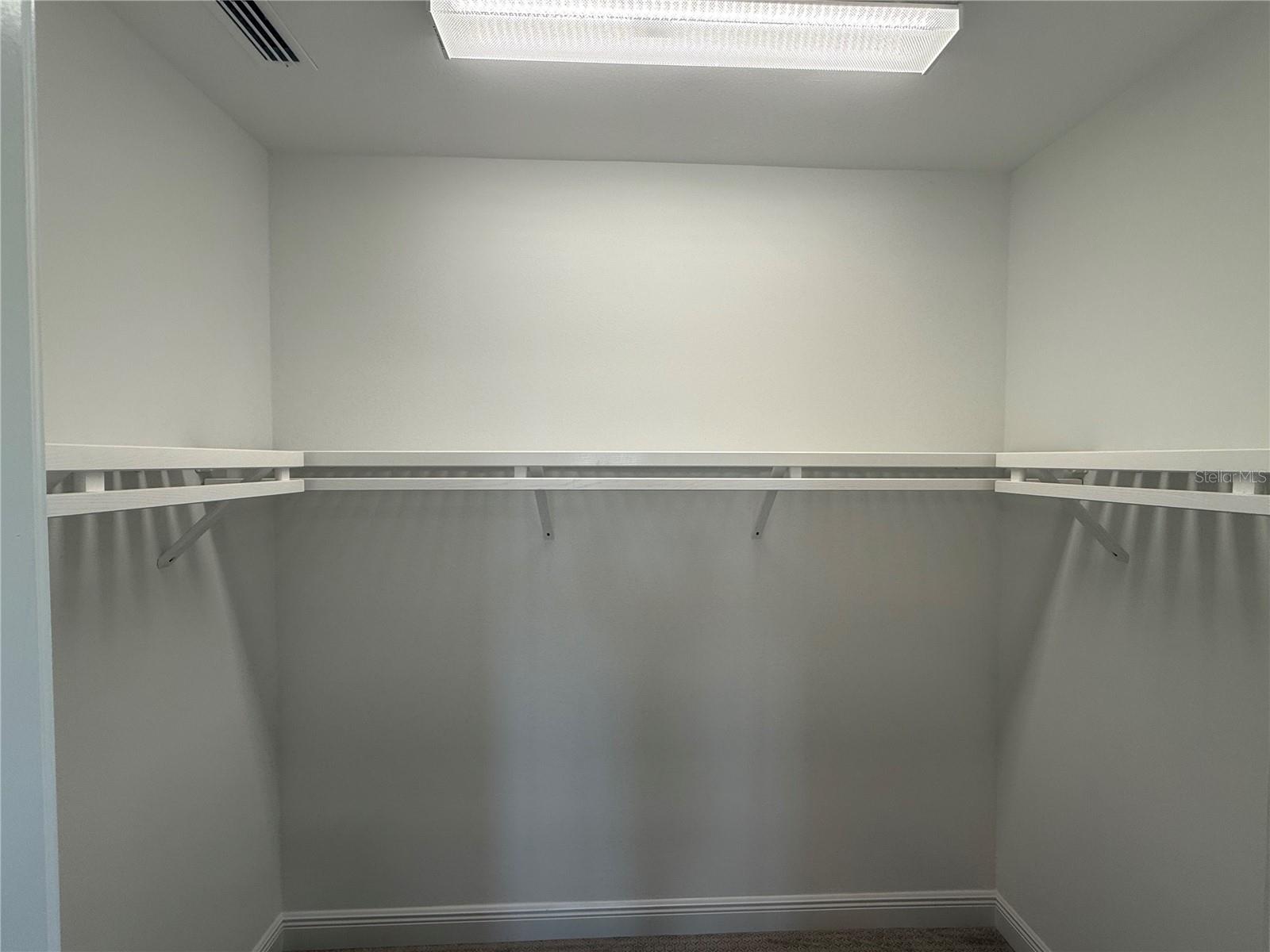 Image 16 of 49 For 1007 Waterline Court