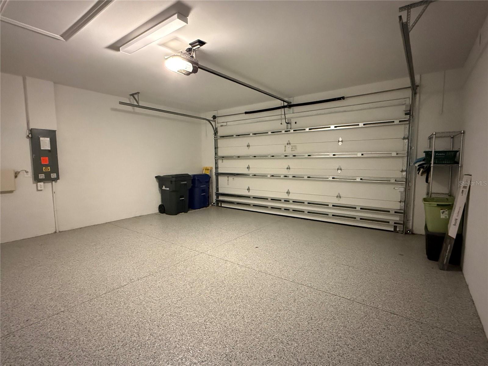 Image 22 of 49 For 1007 Waterline Court