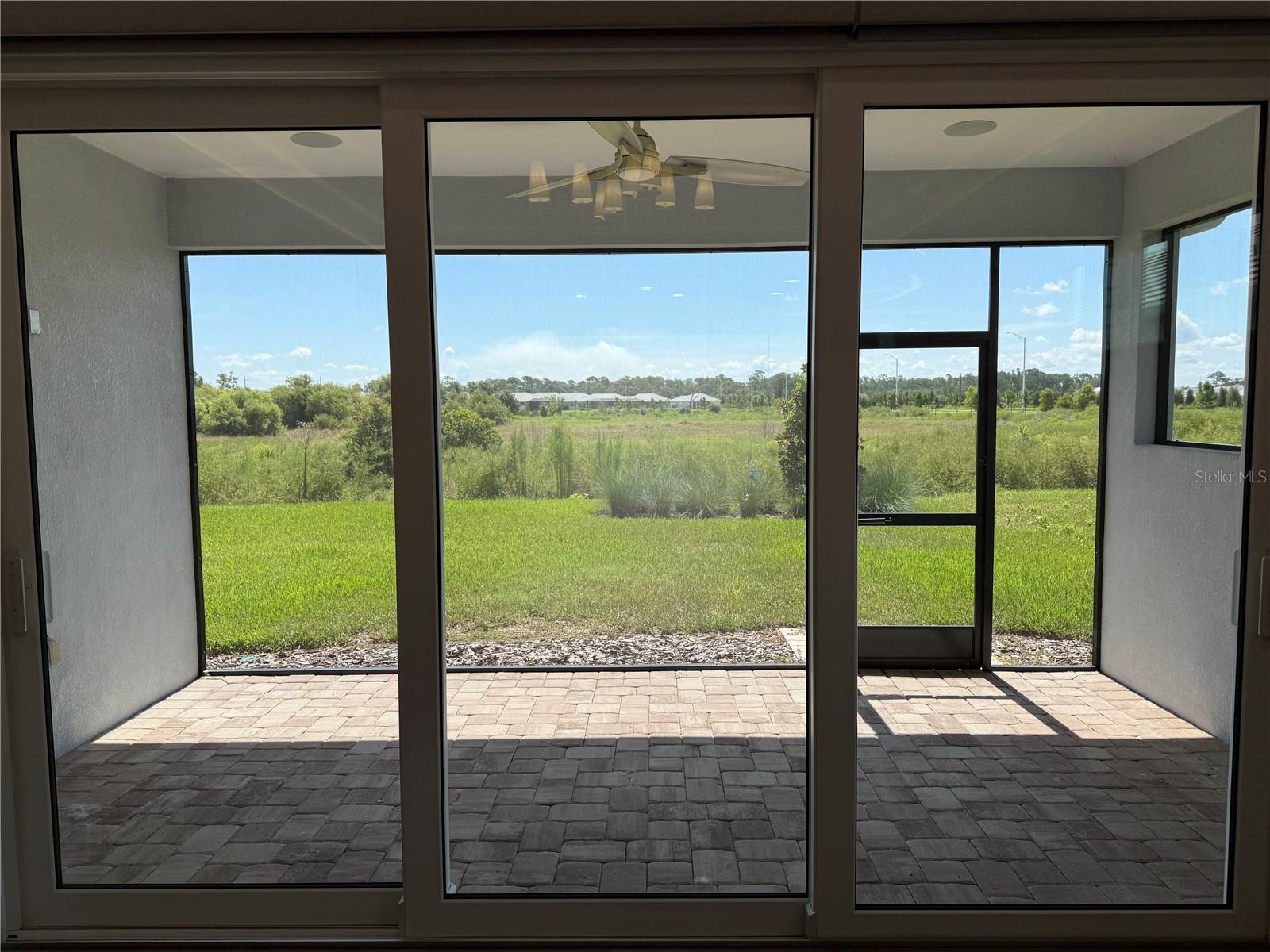 Image 23 of 49 For 1007 Waterline Court