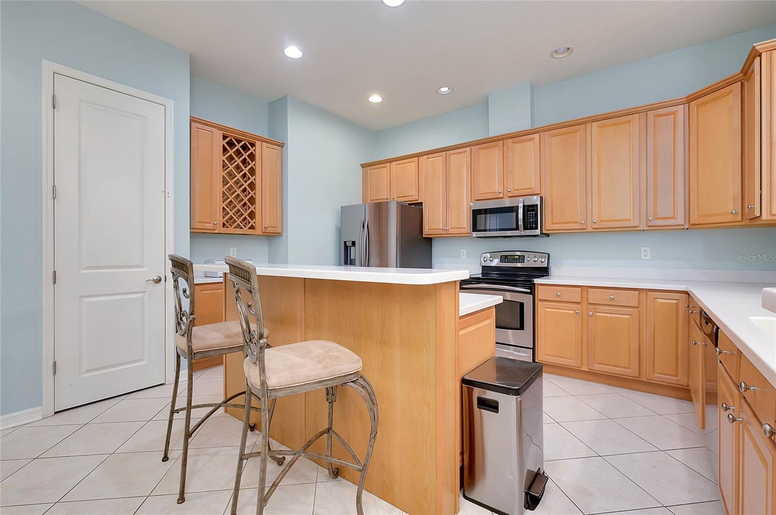 Image 14 of 73 For 7303 Hamilton Road