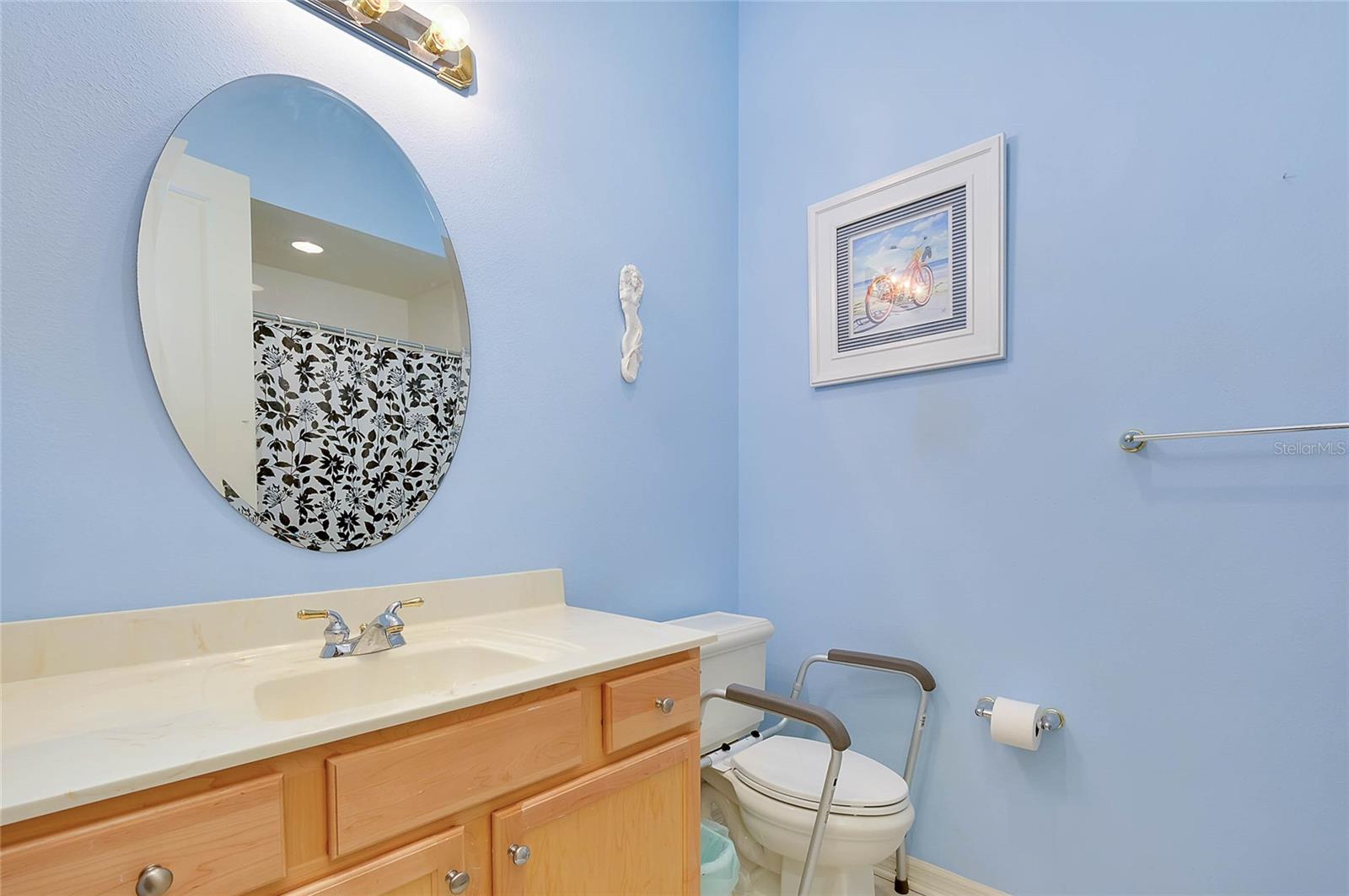 Image 40 of 73 For 7303 Hamilton Road