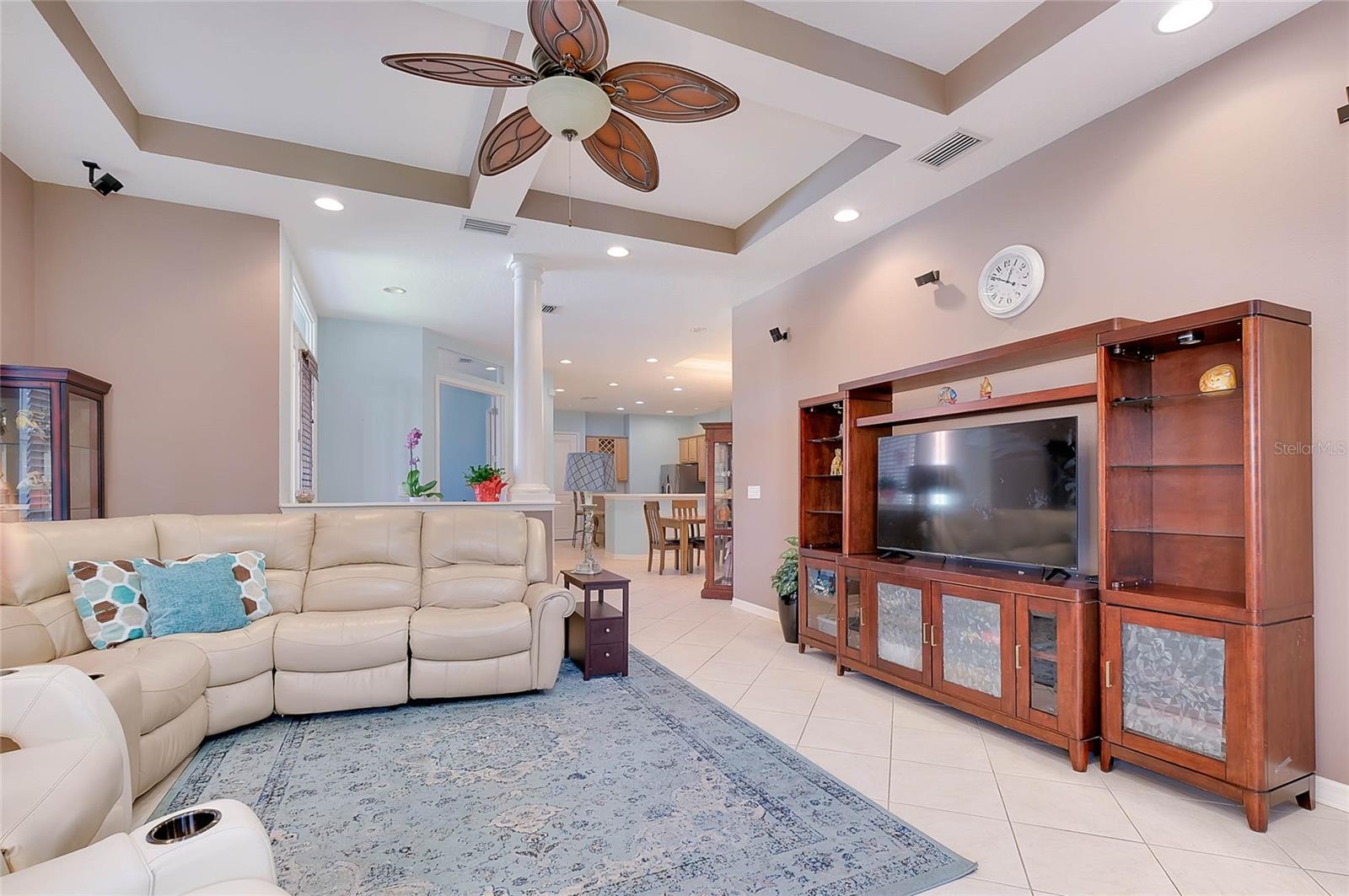 Image 7 of 73 For 7303 Hamilton Road