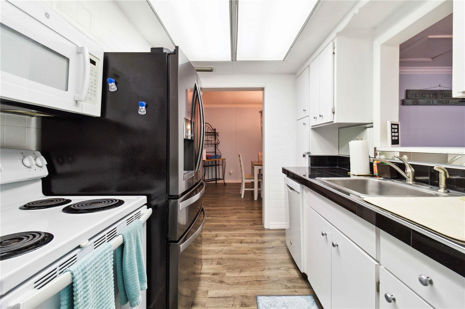 Image 21 of 69 For 3102 34th Avenue