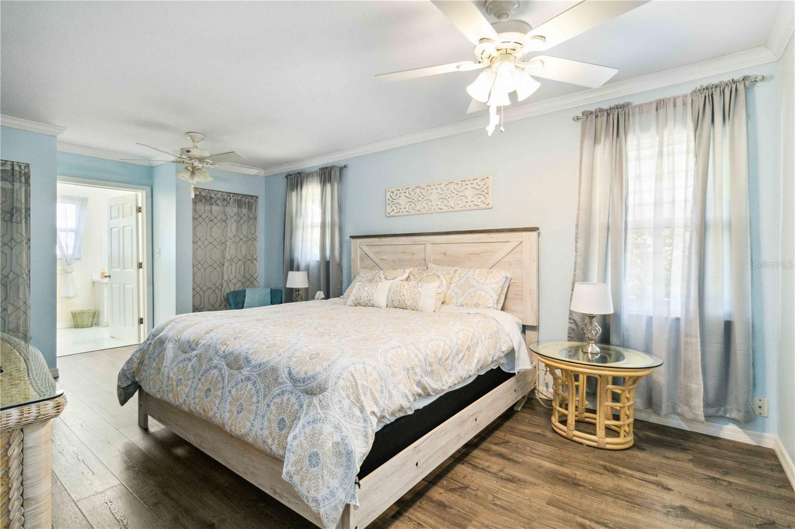 Image 22 of 69 For 3102 34th Avenue