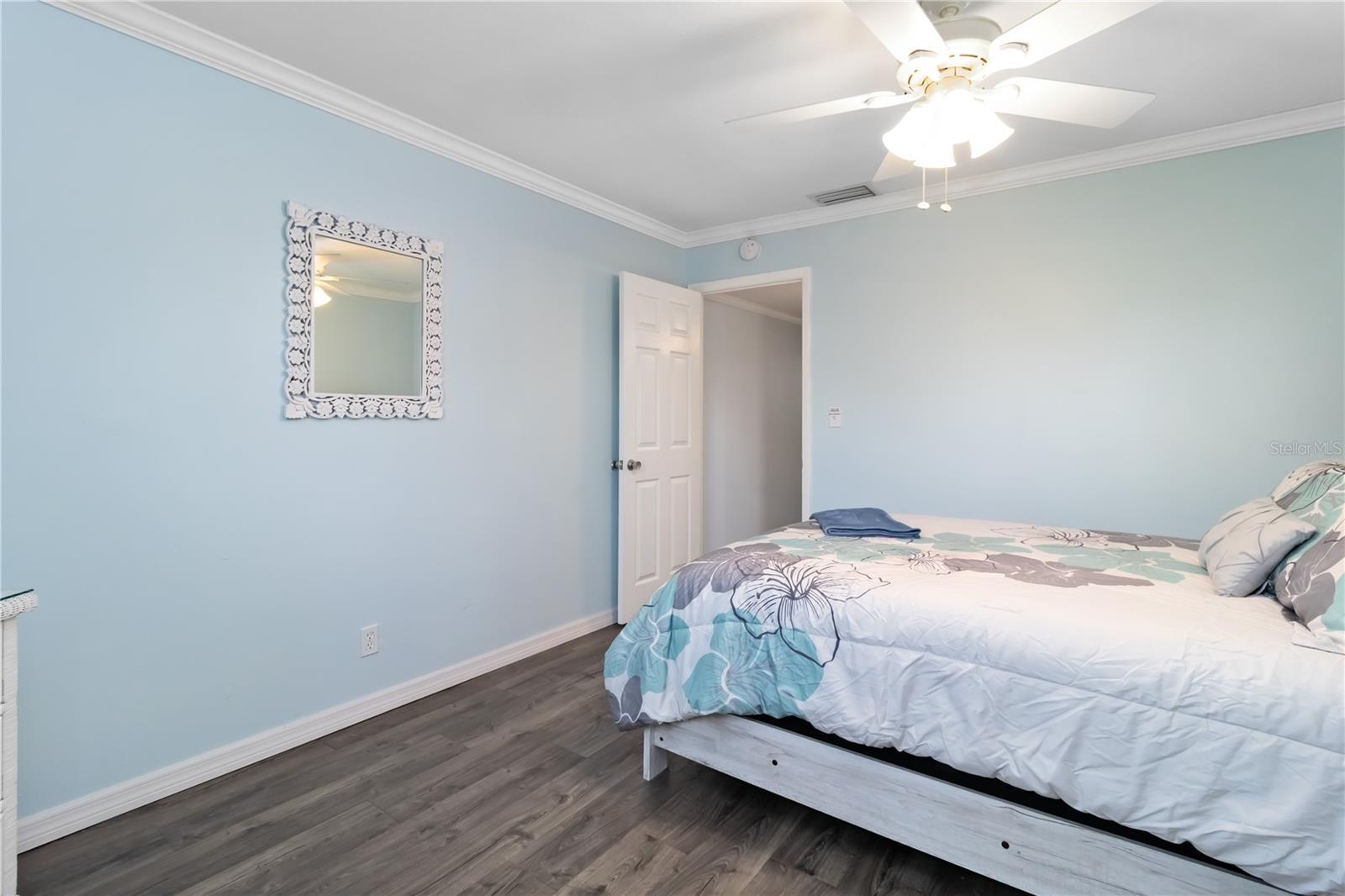 Image 34 of 69 For 3102 34th Avenue