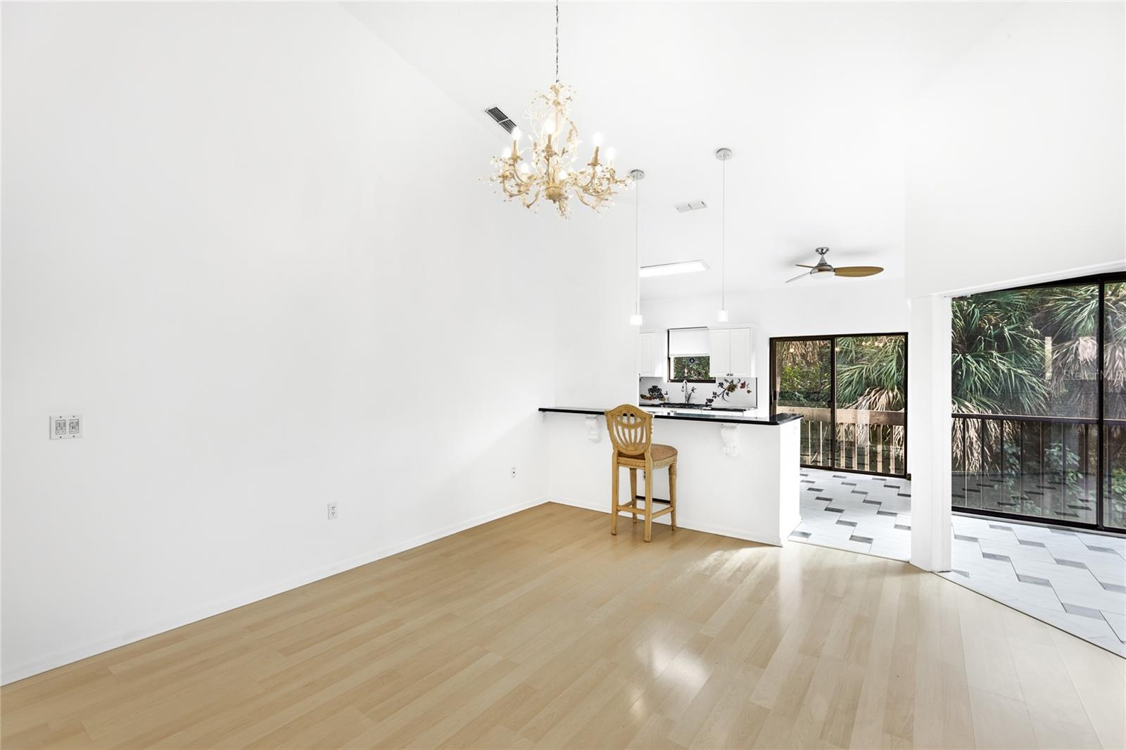 Image 11 of 57 For 1648 Starling Drive 202