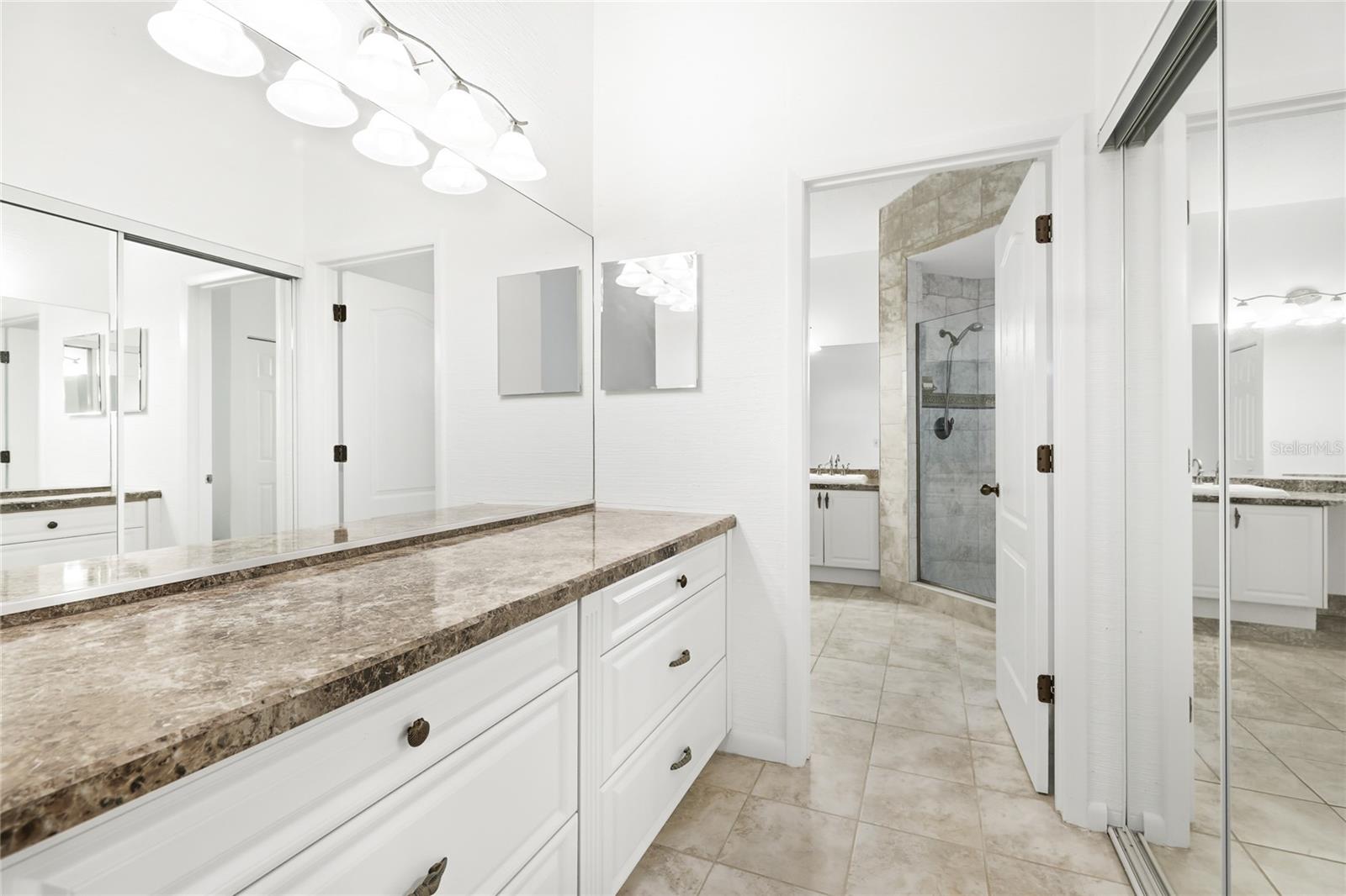 Image 22 of 57 For 1648 Starling Drive 202