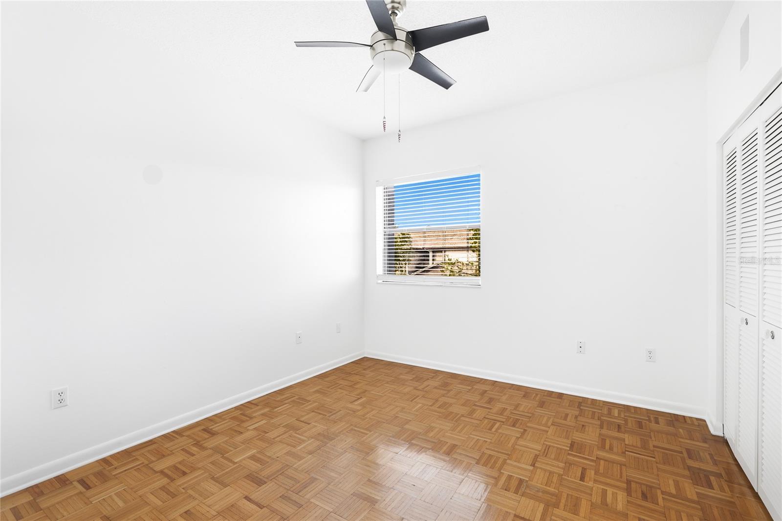 Image 28 of 57 For 1648 Starling Drive 202