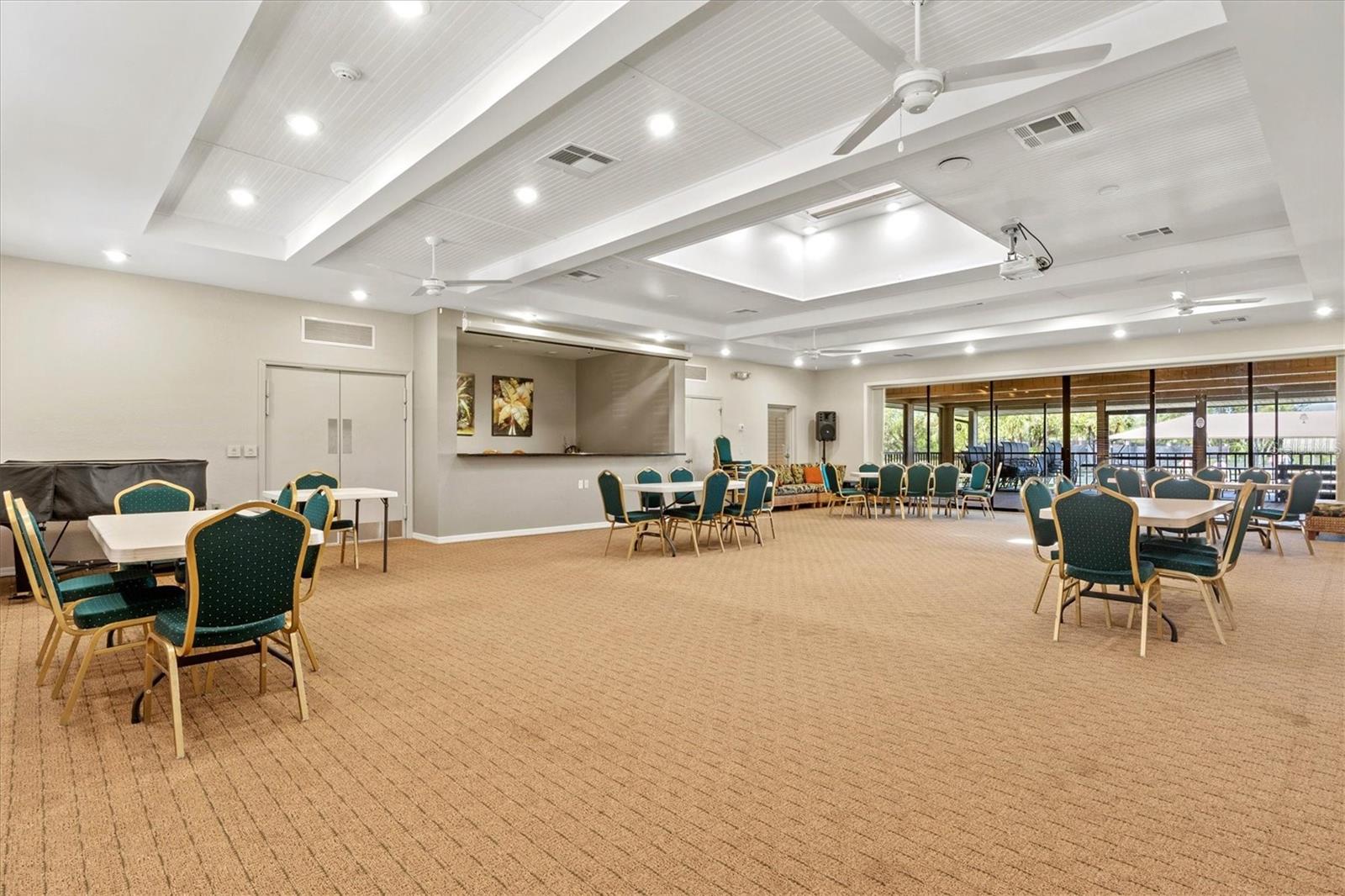 Image 47 of 57 For 1648 Starling Drive 202