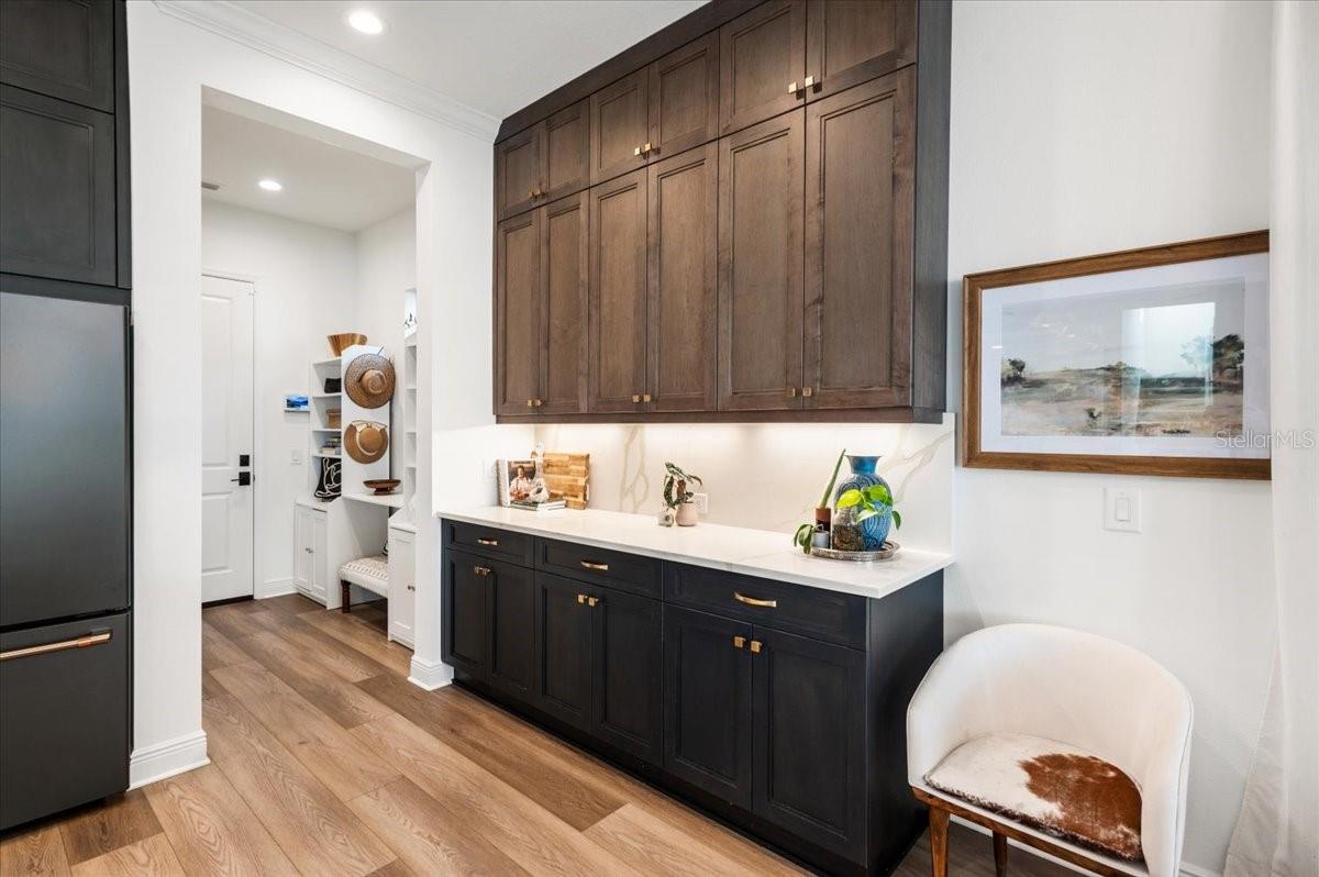 Image 17 of 71 For 6349 Isla Del Ray Avenue