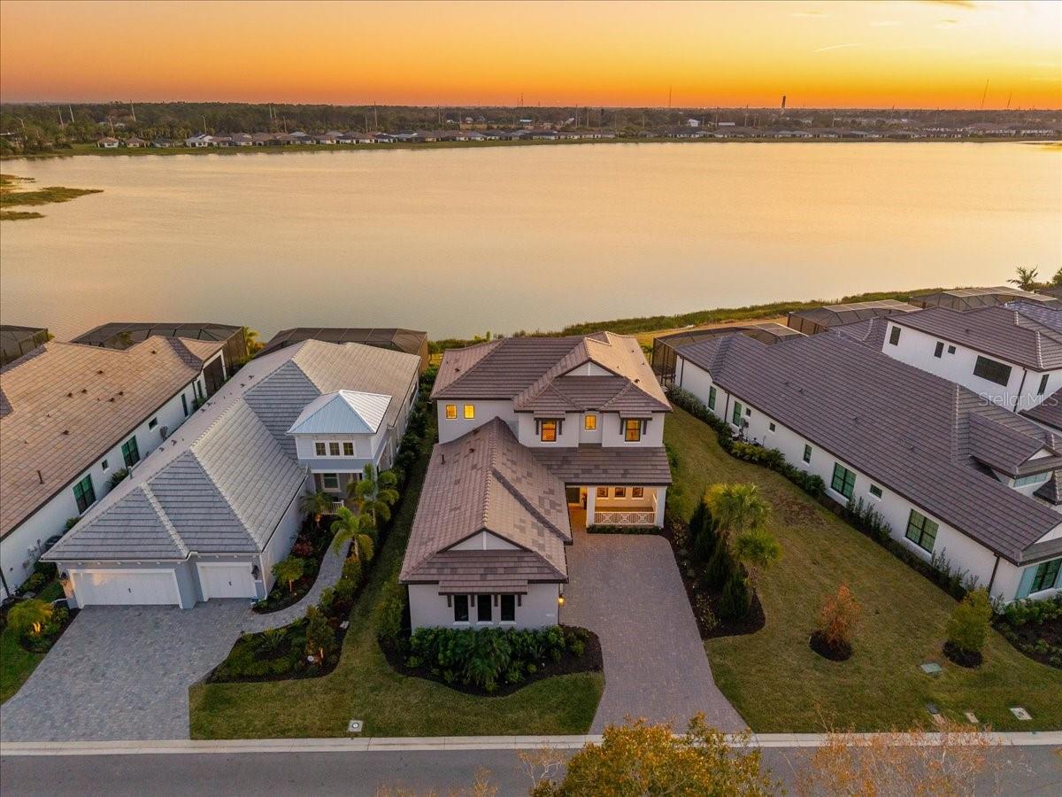 Image 2 of 71 For 6349 Isla Del Ray Avenue