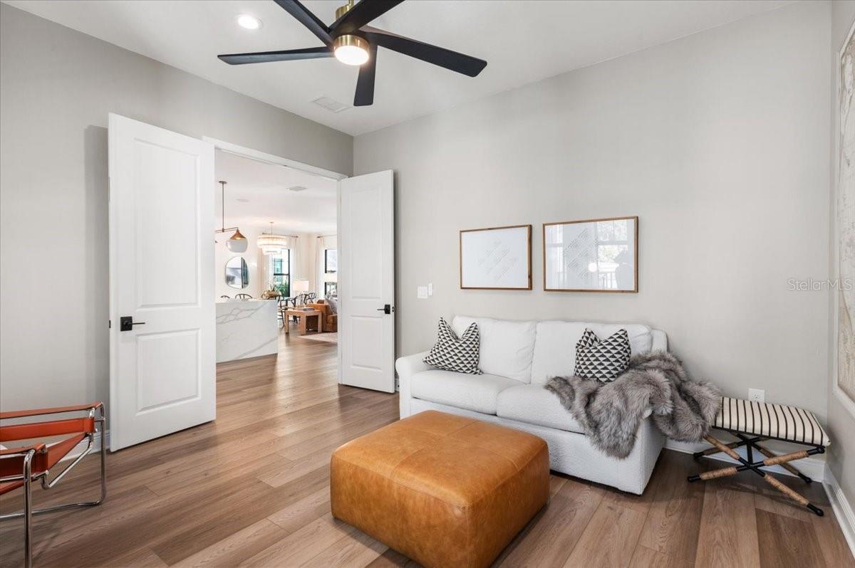 Image 36 of 71 For 6349 Isla Del Ray Avenue